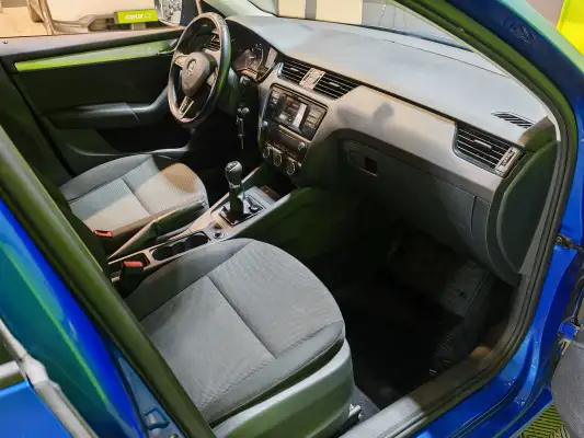 car-thumbnail