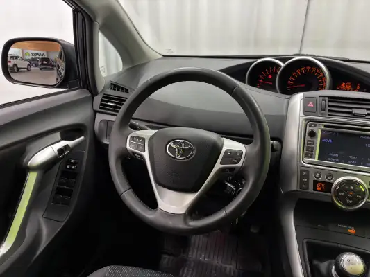 car-thumbnail