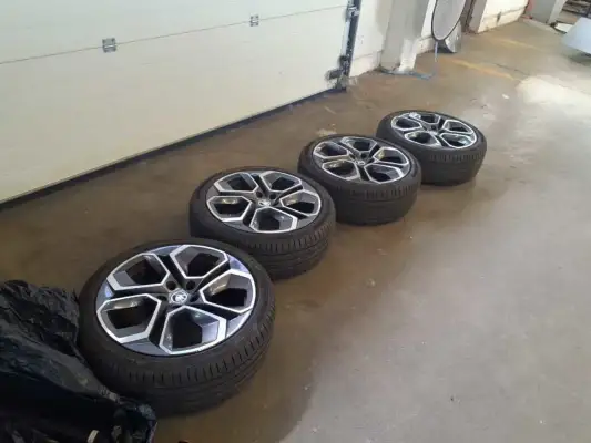 car-thumbnail