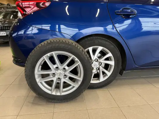 car-thumbnail