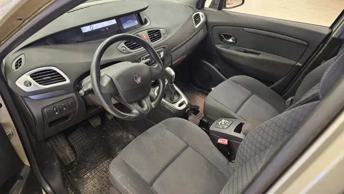 car-thumbnail