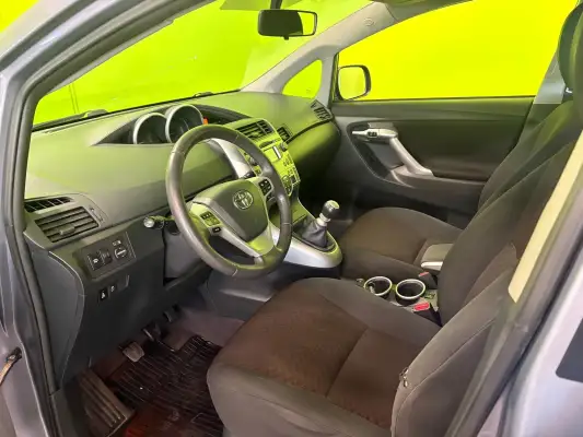 car-thumbnail