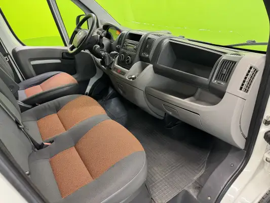 car-thumbnail