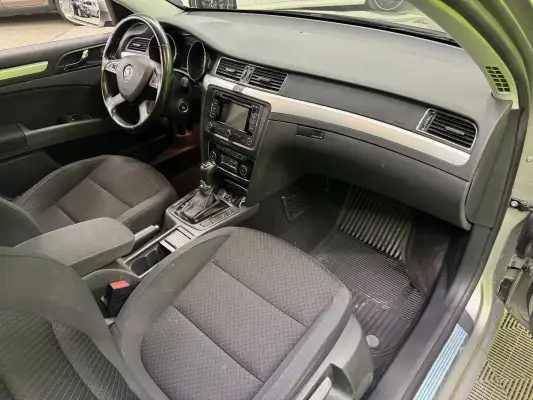 car-thumbnail