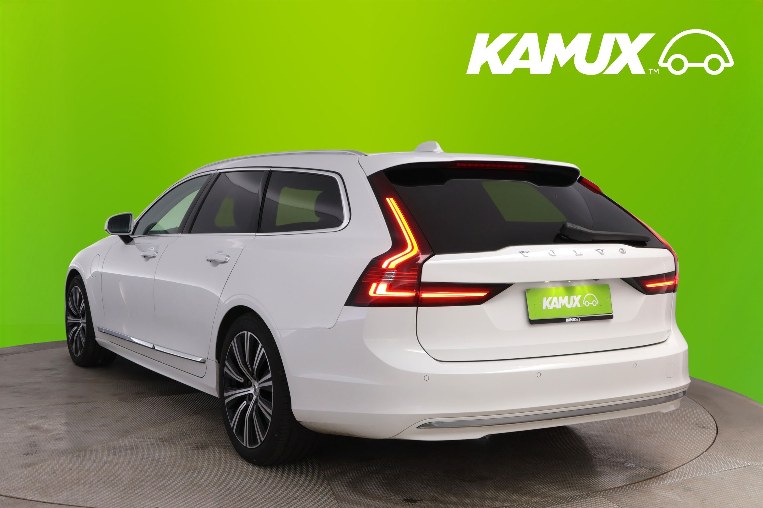 Volvo V90 2022, kuva 4/27