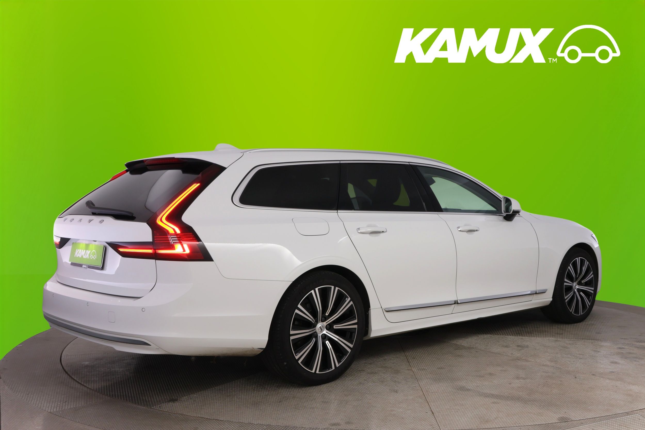 Volvo V90 2022, kuva 3/27