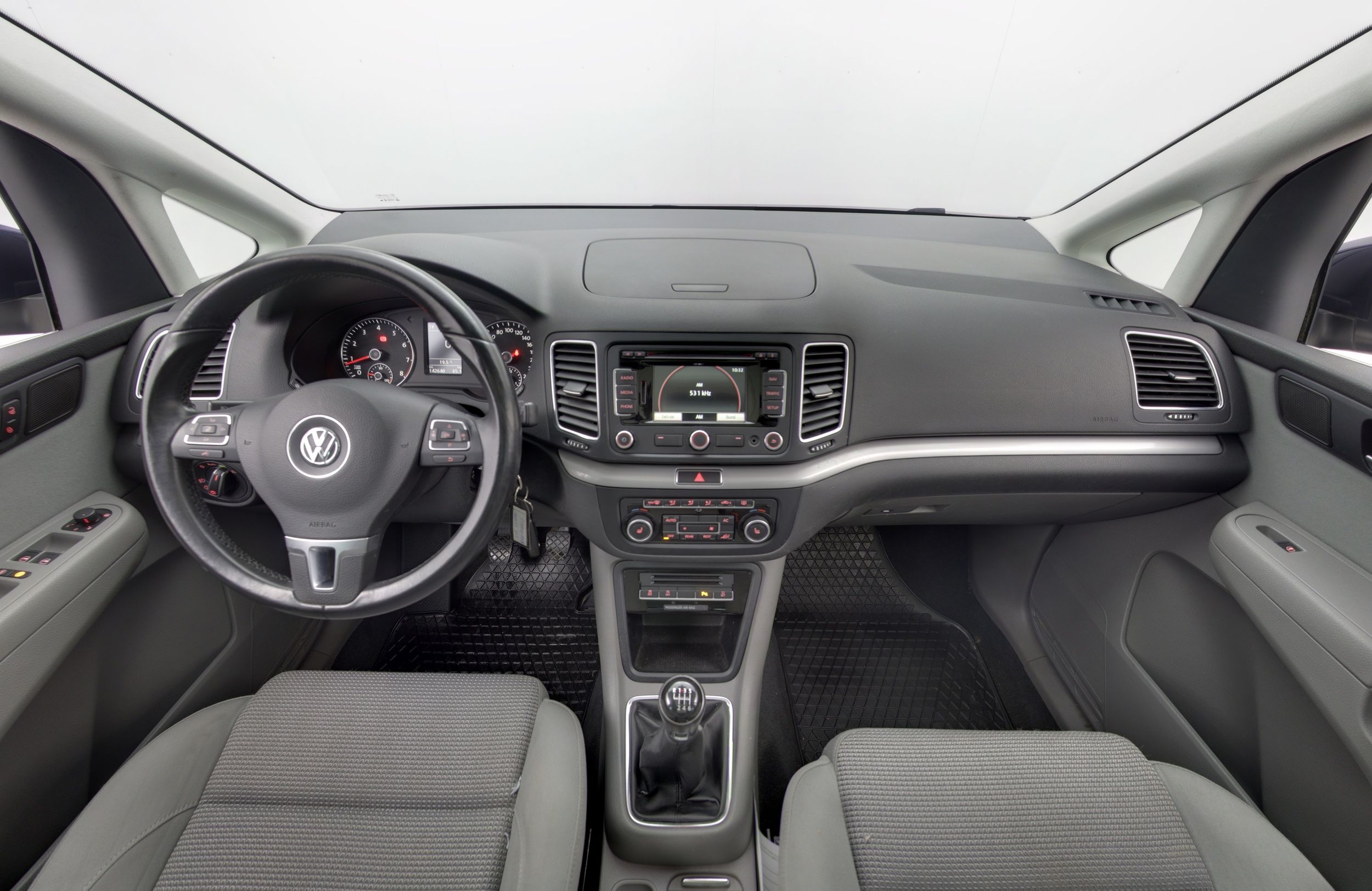 Volkswagen Sharan 2012, kuva 7/28