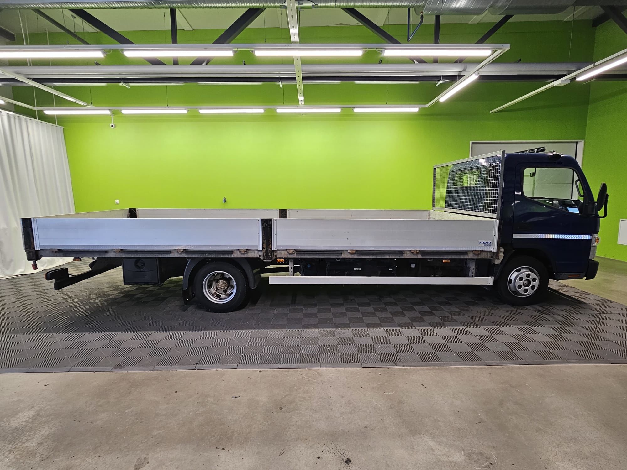 Mitsubishi Canter 2015, kuva 2/15