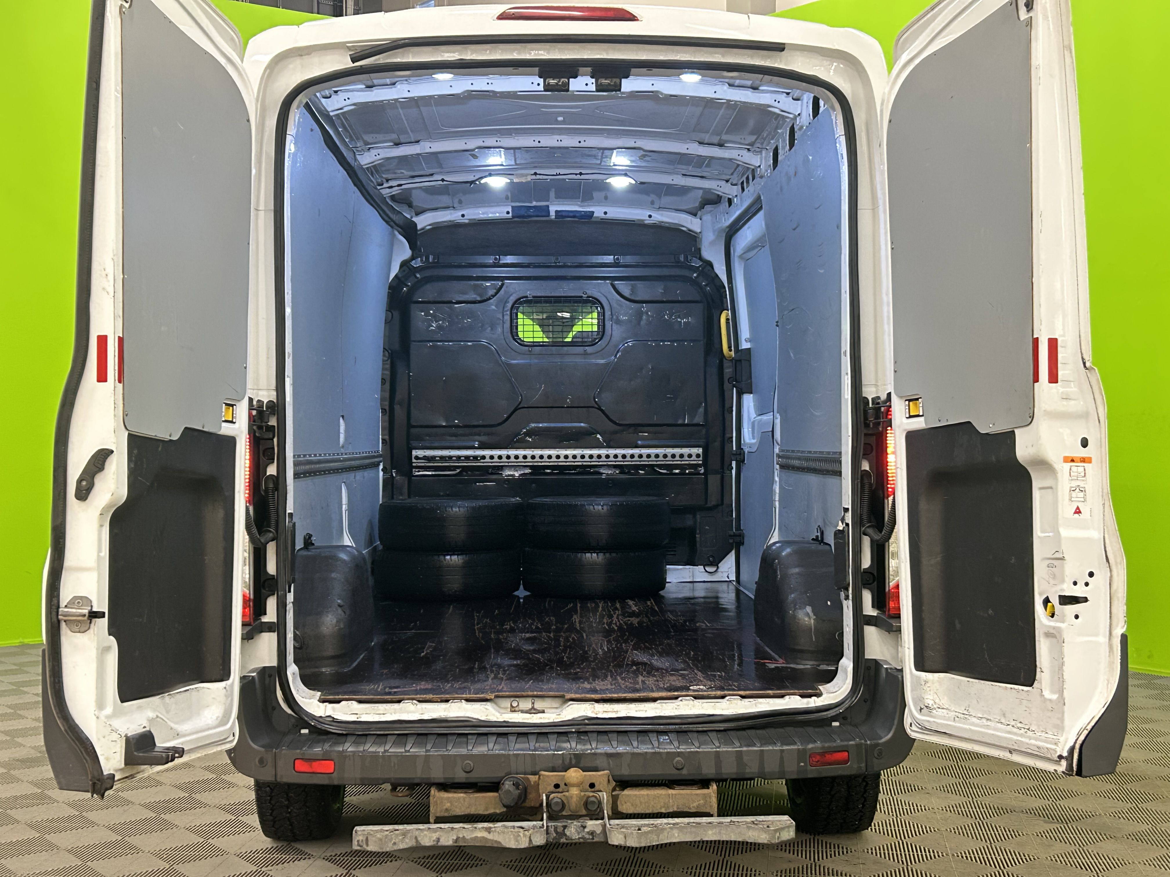 Ford Transit 2018, kuva 4/19