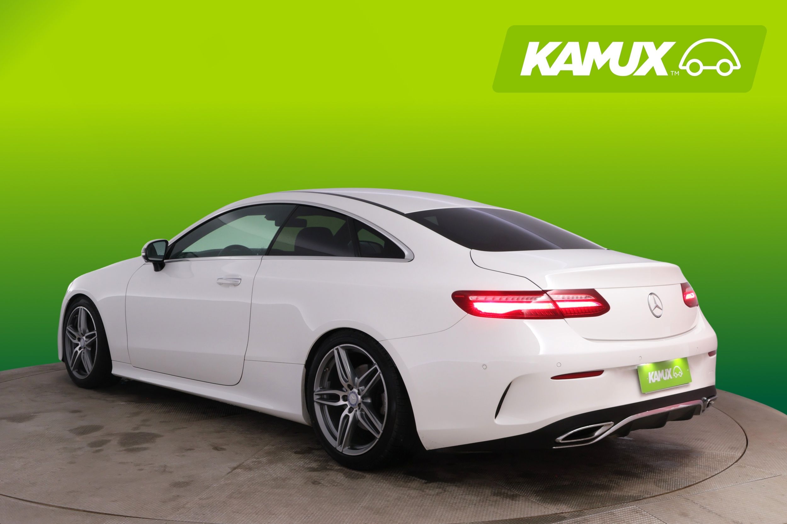 Mercedes-Benz E 350 d 4Matic A Coupé AMG 2018, kuva 4/28