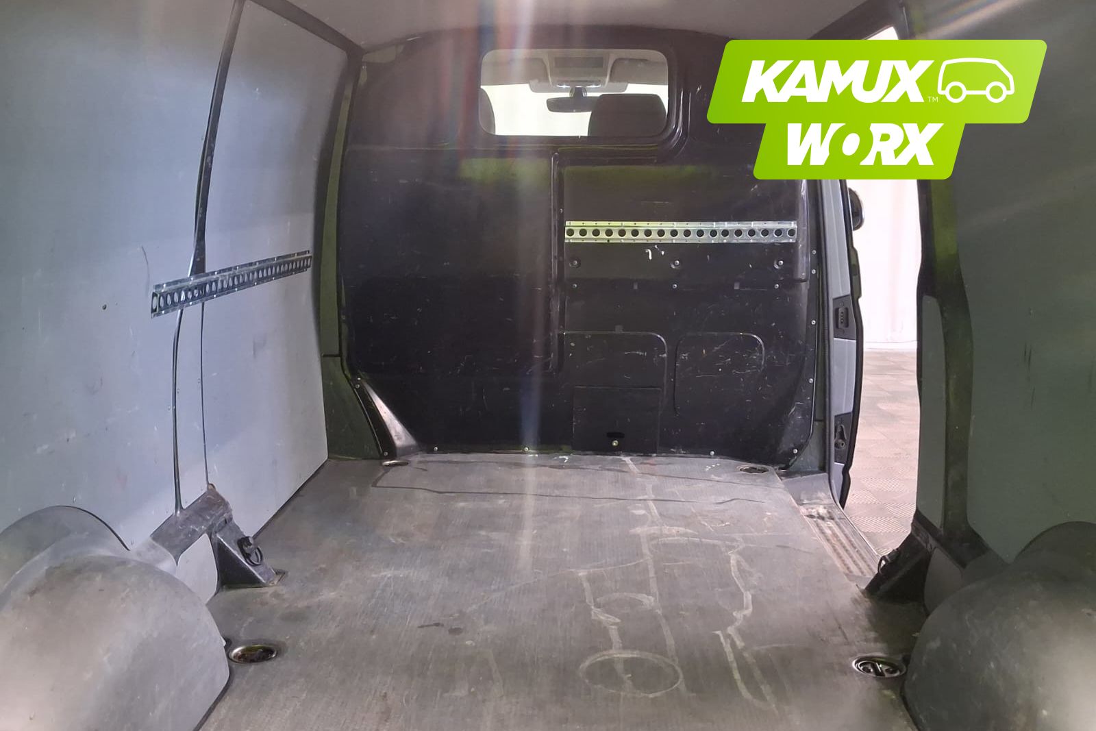 Volkswagen Transporter 2015, kuva 7/13