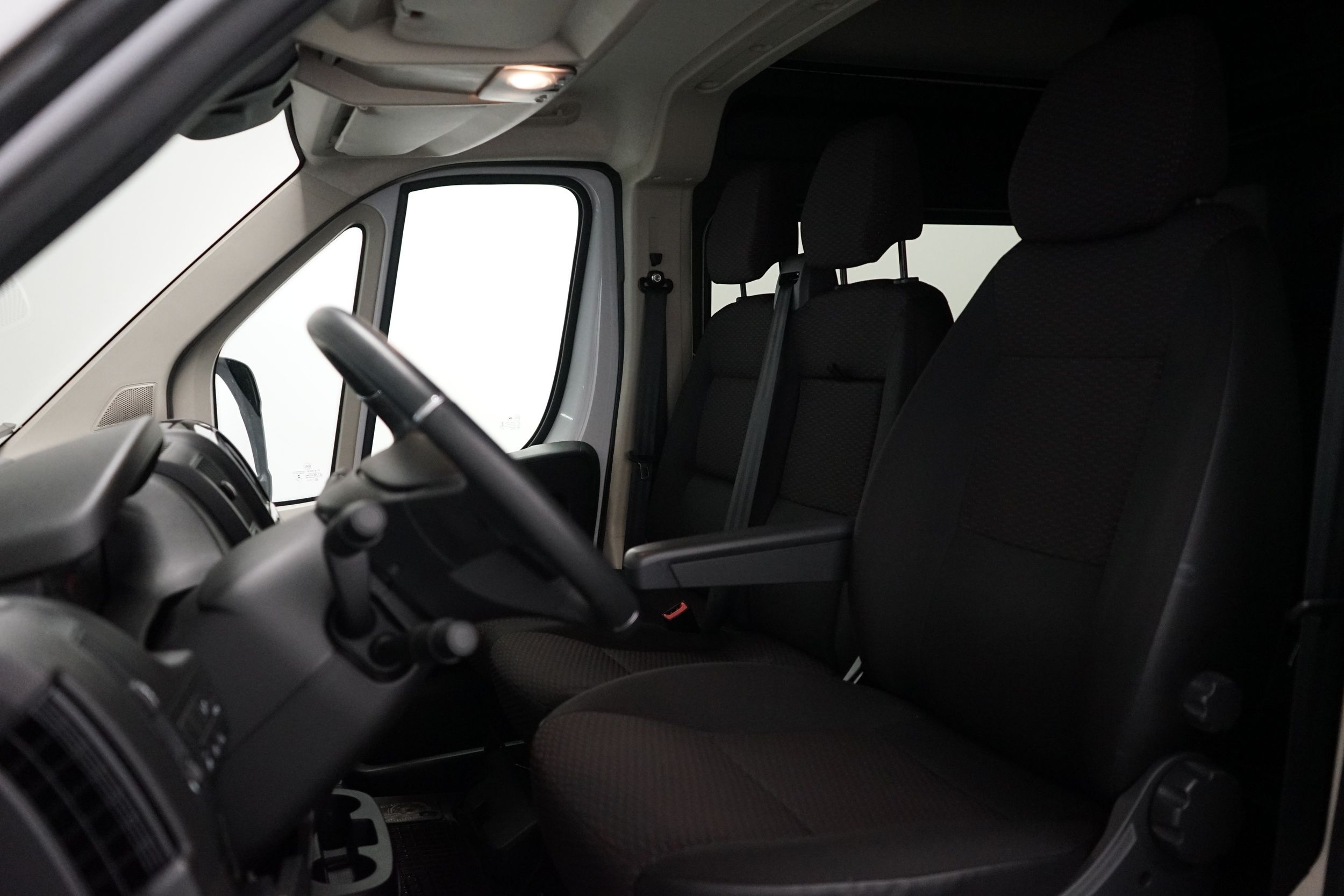 Peugeot Boxer 2023, kuva 5/17