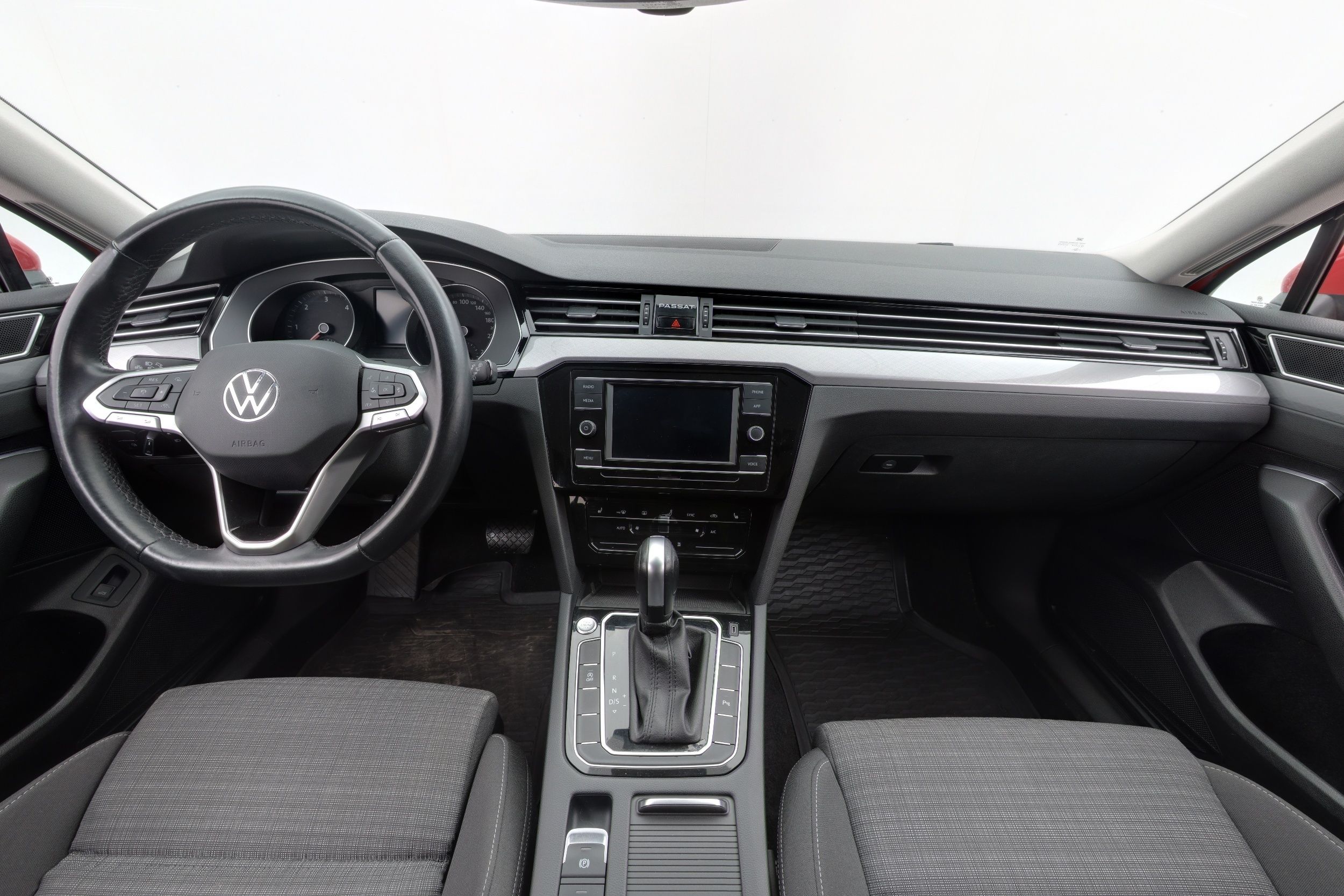 Volkswagen Passat 2021, kuva 7/24