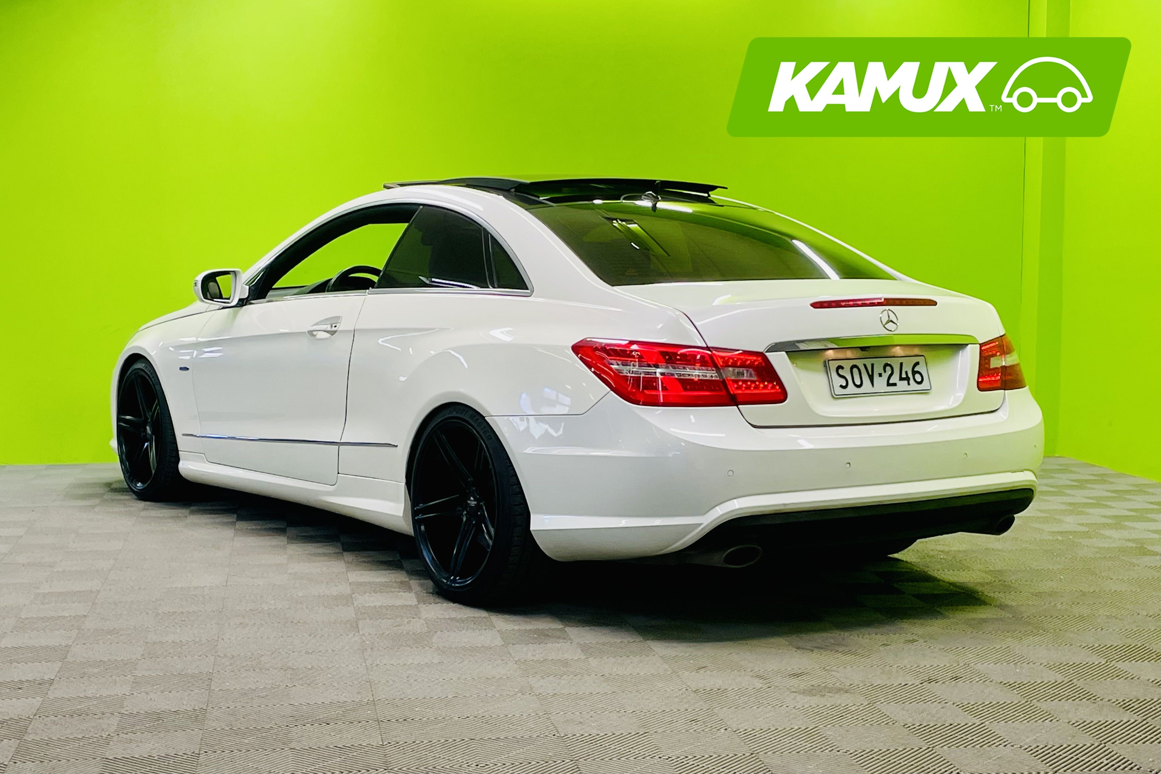 Mercedes-Benz E E 350 CDI BE Coupé A 2010, kuva 2/31
