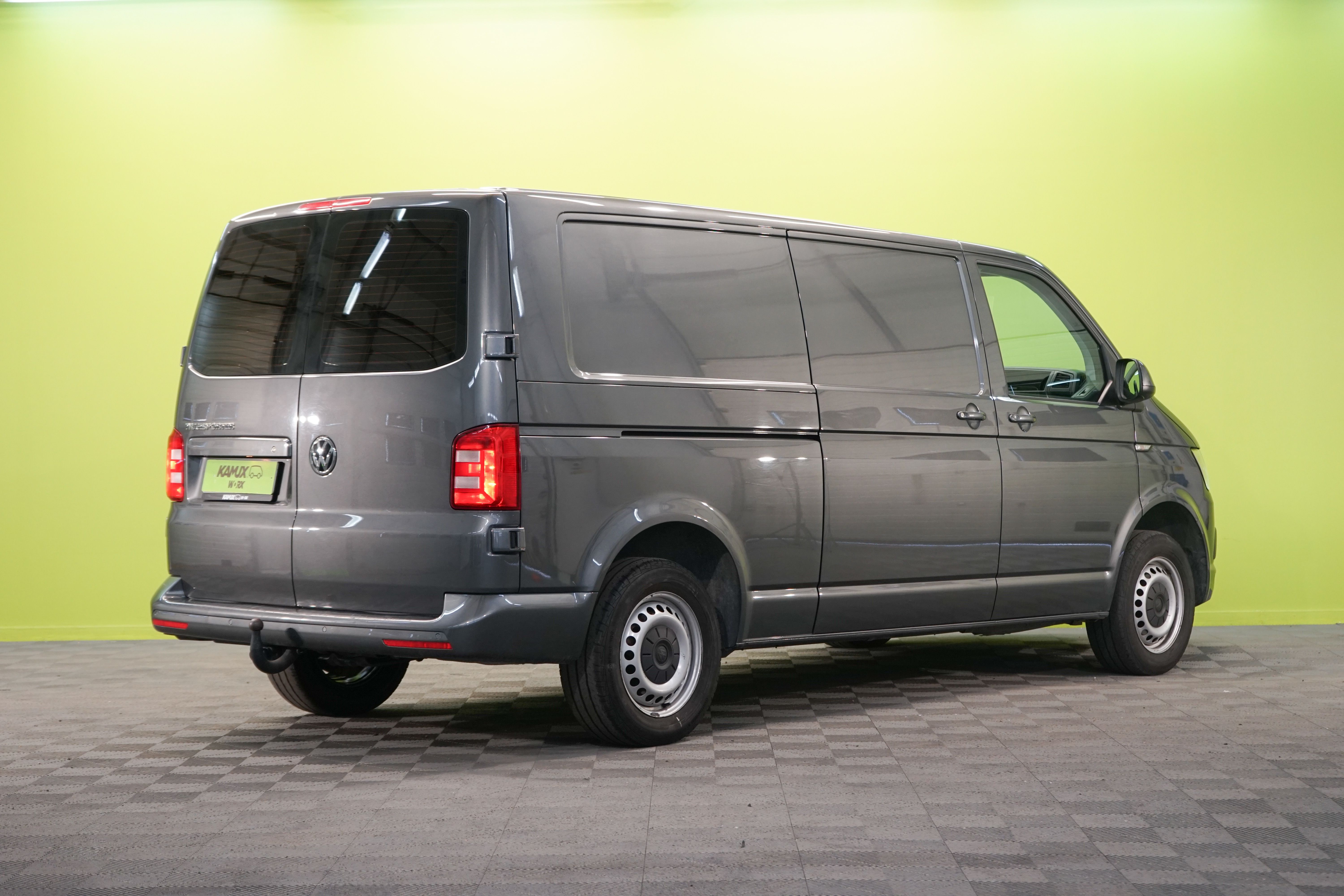 Volkswagen Transporter 2019, kuva 4/12