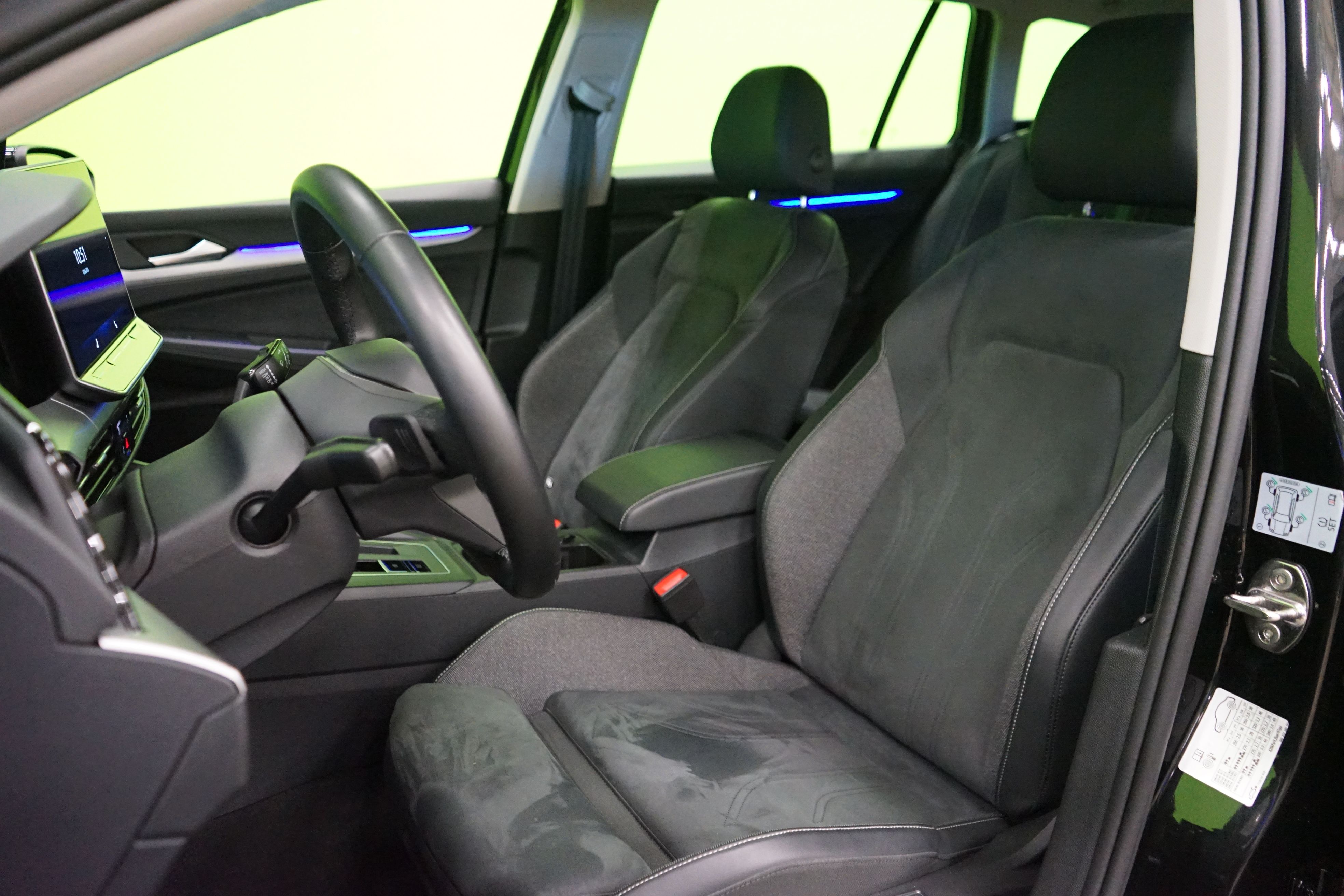 Volkswagen Golf 2024, kuva 7/24