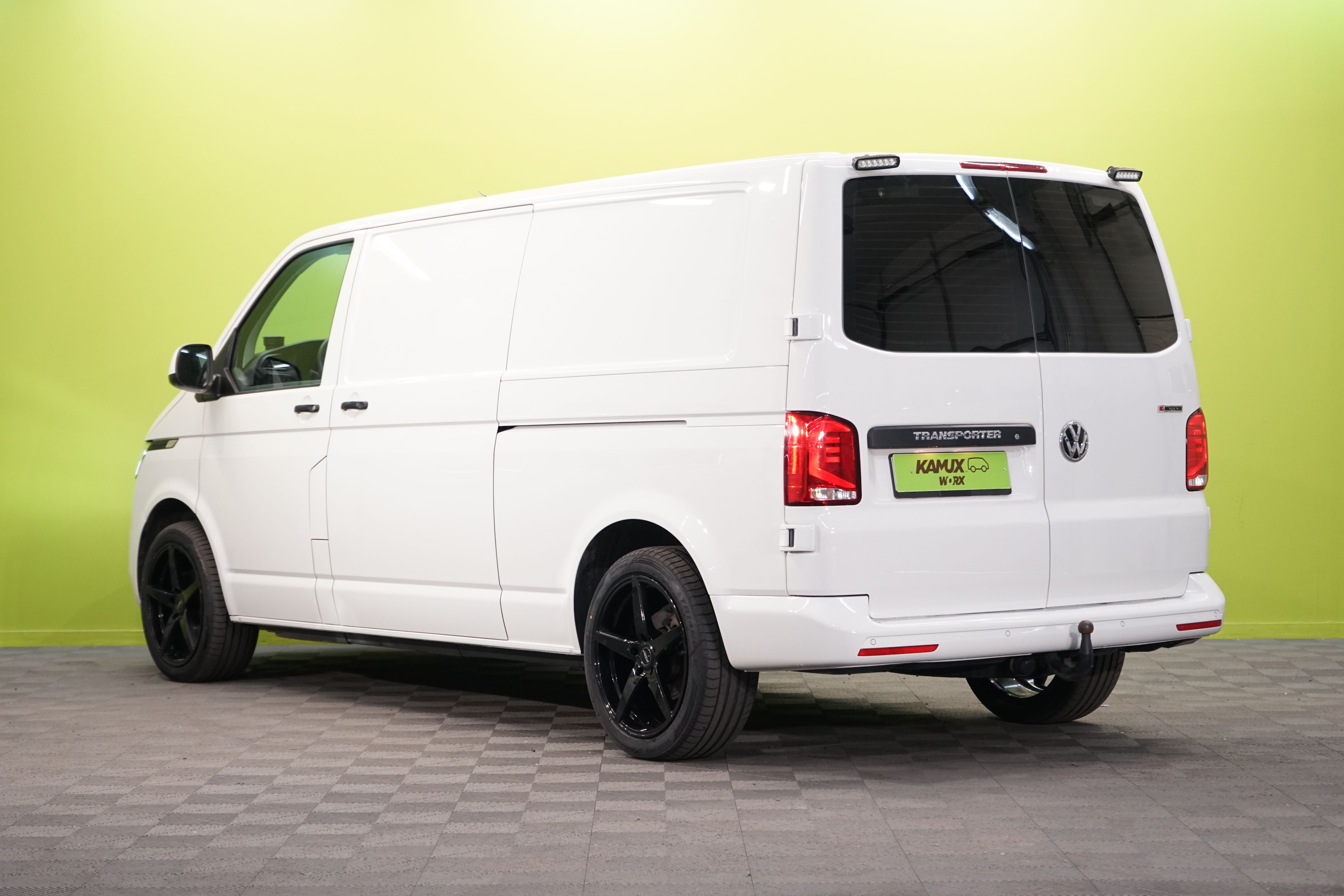 Volkswagen Transporter 2021, kuva 6/16