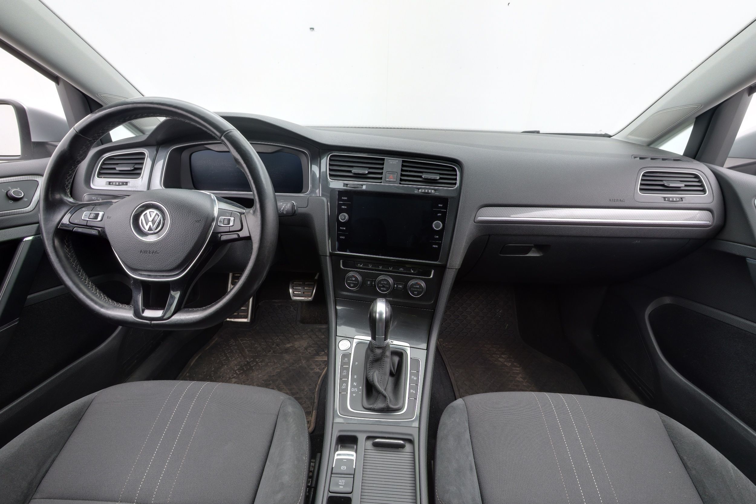 Volkswagen Golf 2017, kuva 7/30