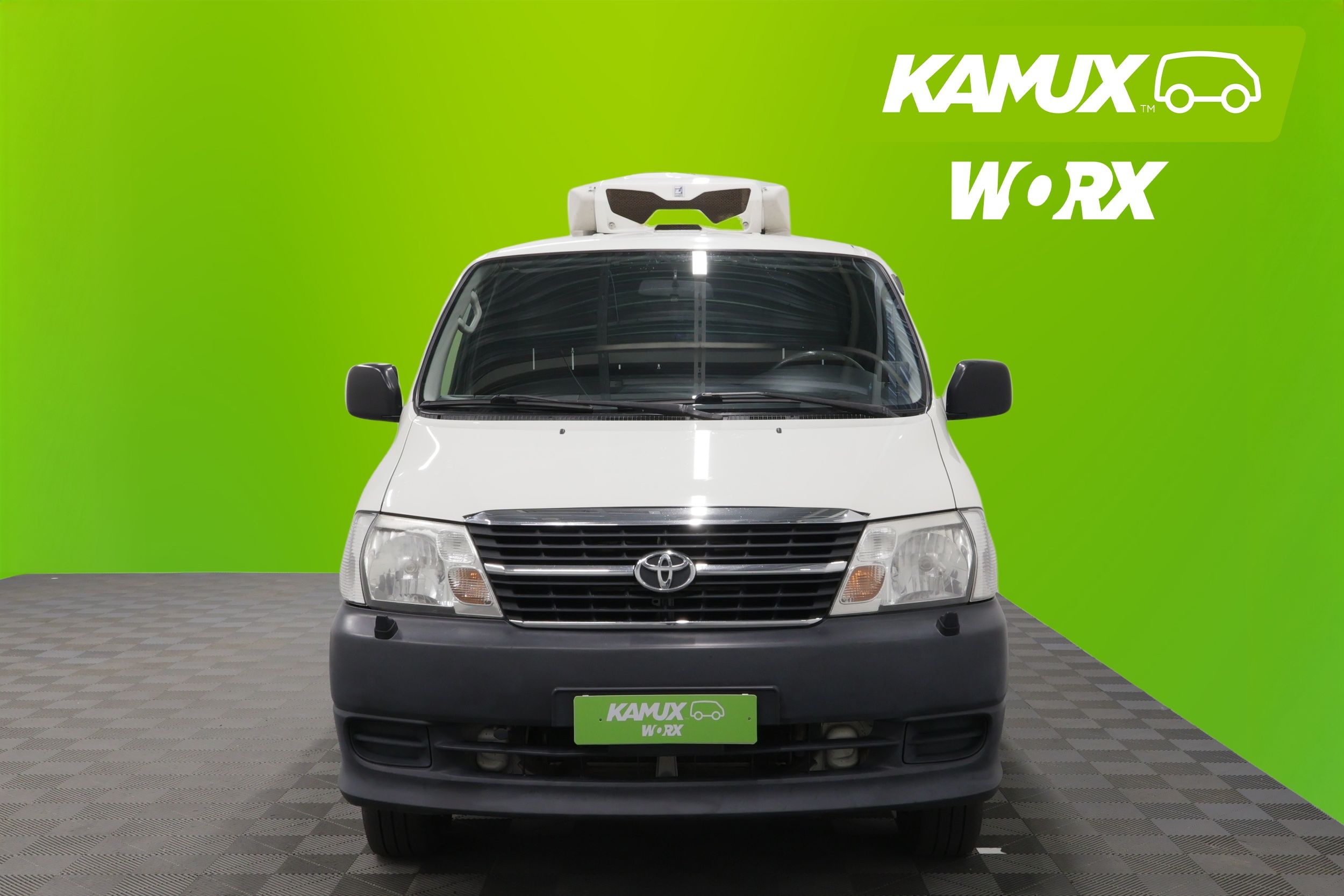 Toyota Hiace 2,5 D-4D 4WD 117 5ov pitkä 2011, kuva 2/17