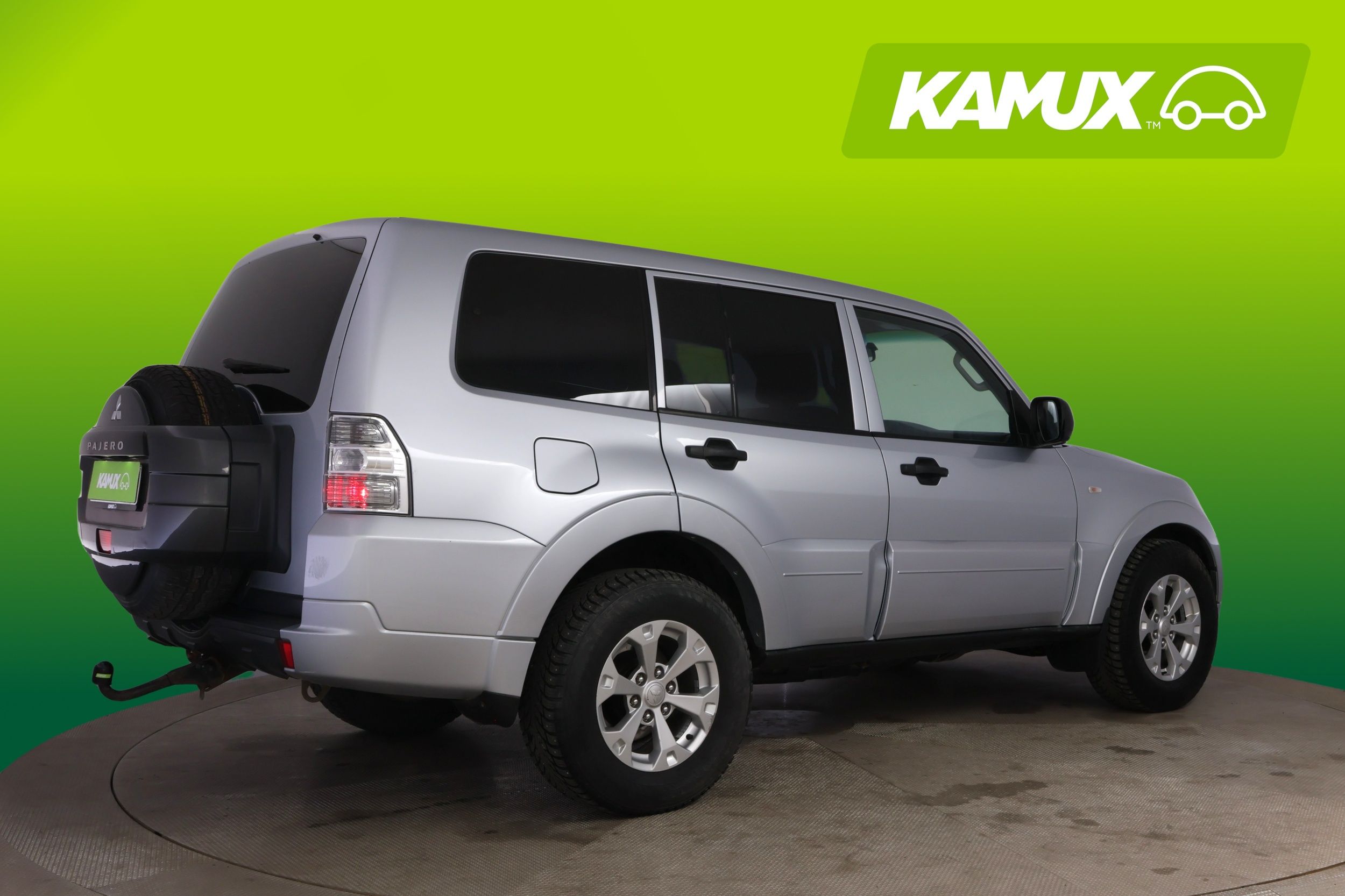 Mitsubishi Pajero 3,2 Di-D 2011, kuva 2/19