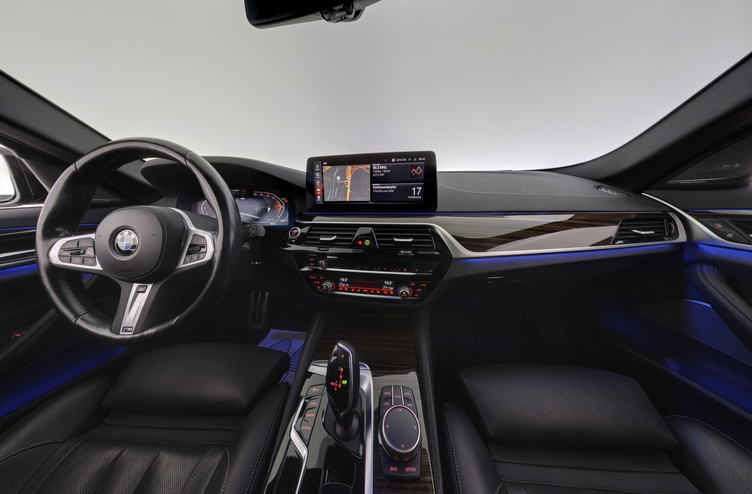 BMW 540 G31 LCI 540d MHEV xDrive M-Sport 2022, kuva 7/30