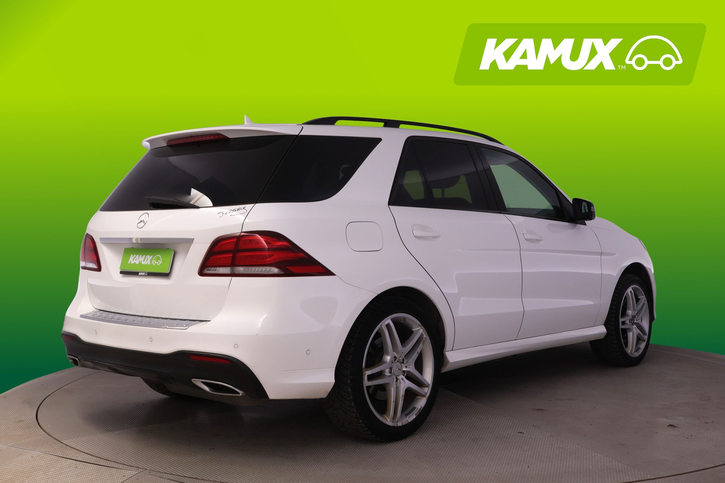 Mercedes-Benz GLE 250 d 4Matic AMG Line 2016, kuva 2/26