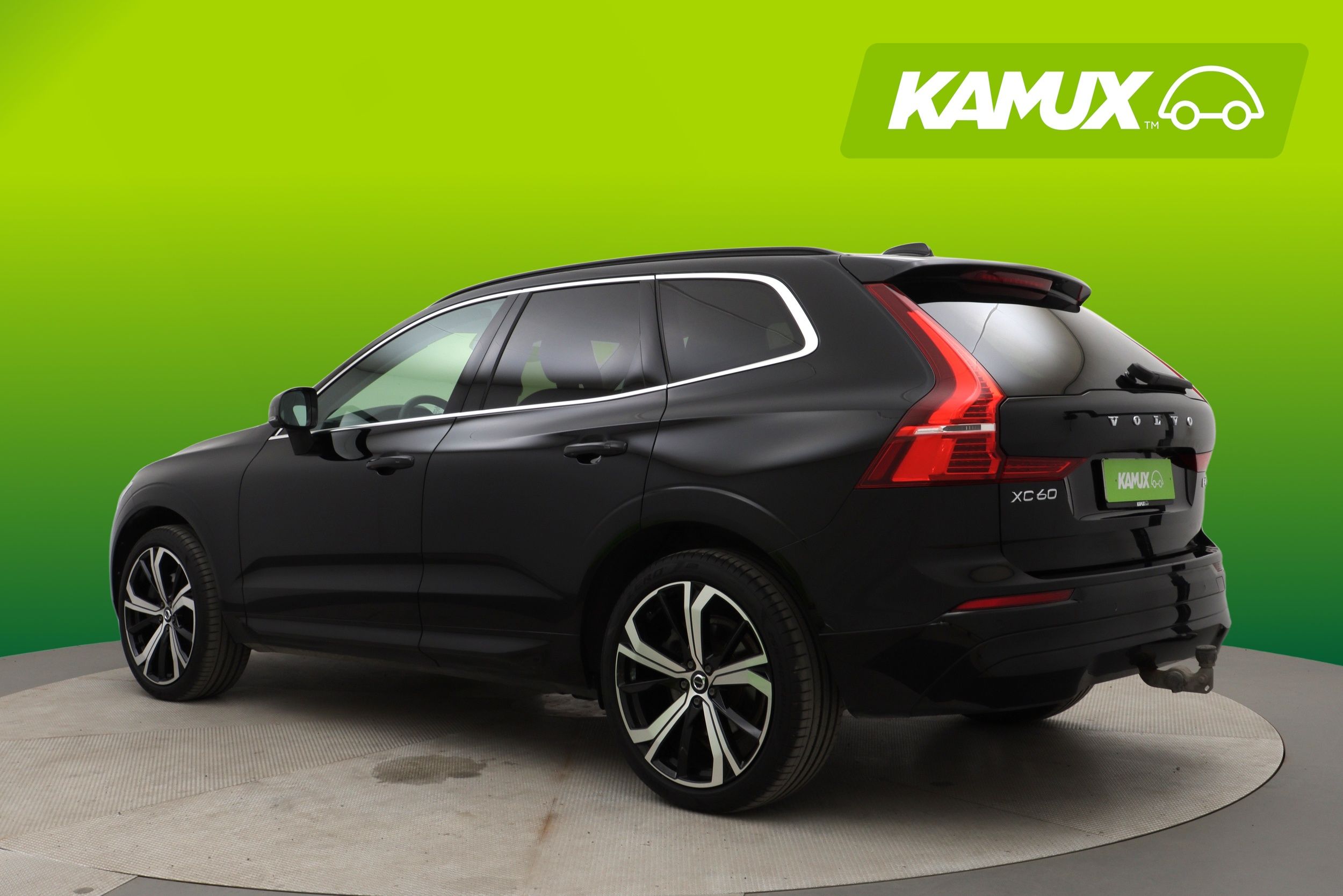 Volvo XC60 2023, photo 4/29