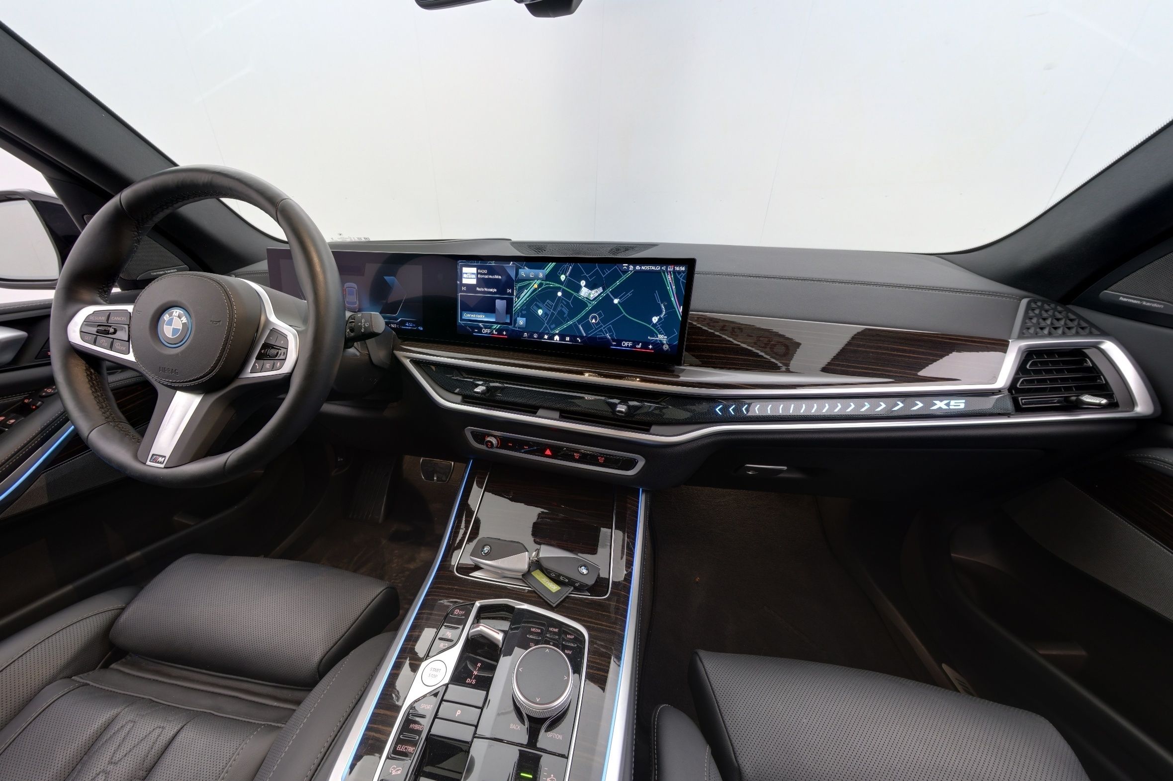 BMW X5 2025, kuva 7/25