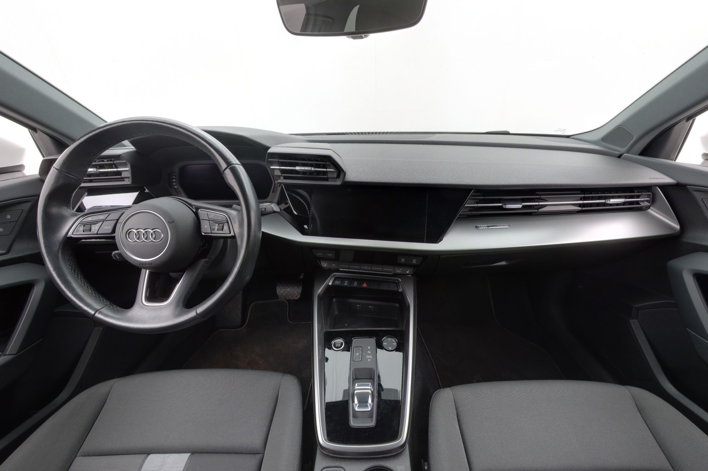 Audi A3 2021, kuva 7/26