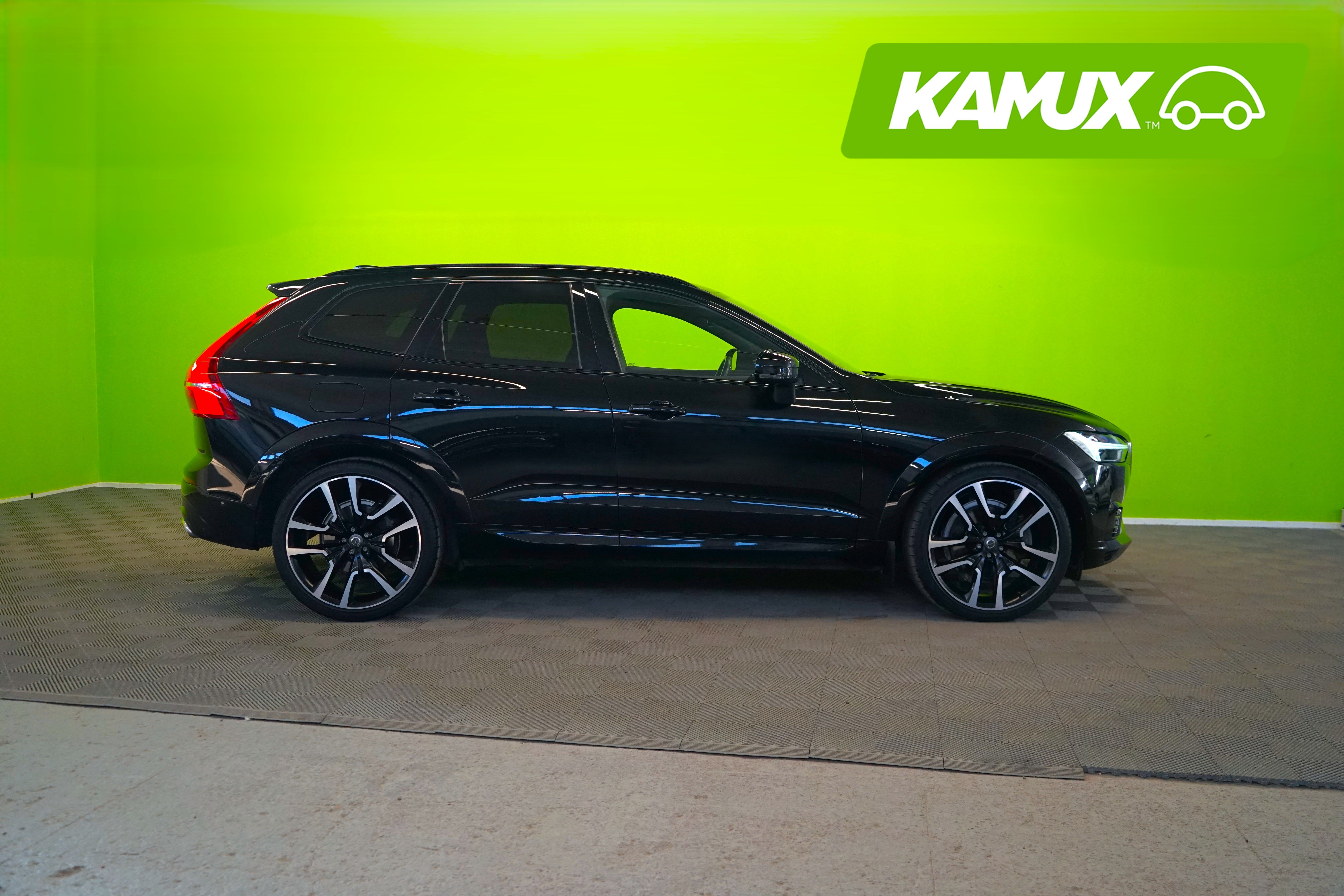 Volvo XC60 T8 TwE AWD R-Design aut 2020, kuva 2/25