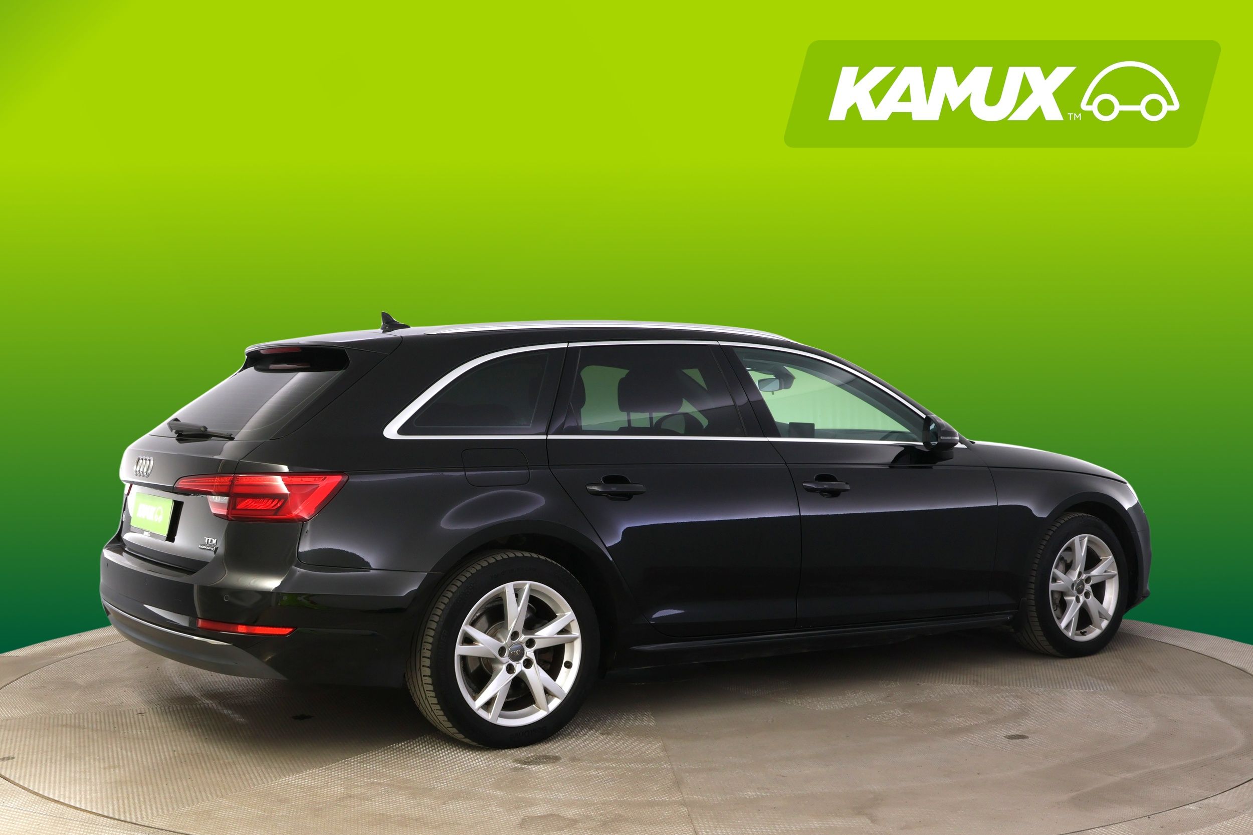 Audi A4 2017, photo 2/27