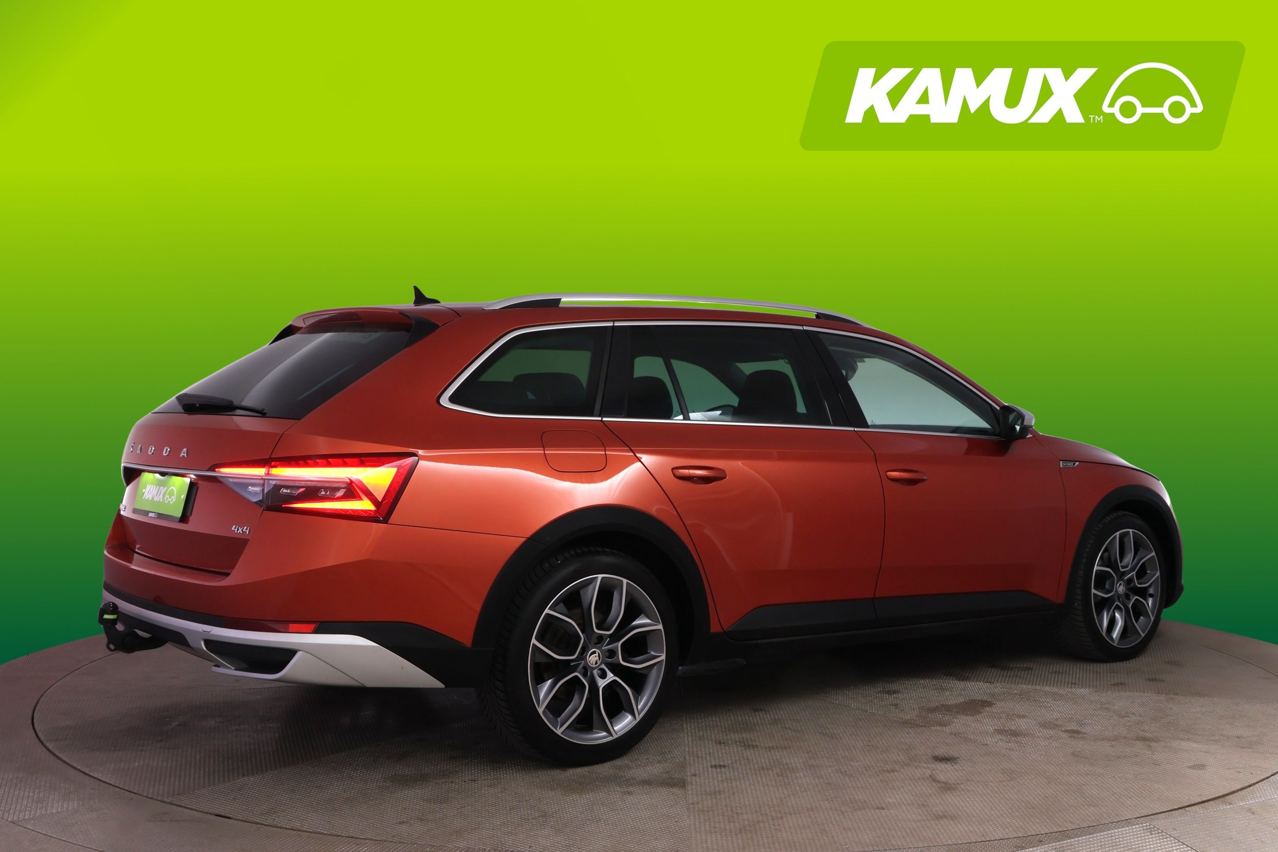Skoda Superb Scout Combi TDI 4x4 2020, kuva 2/33