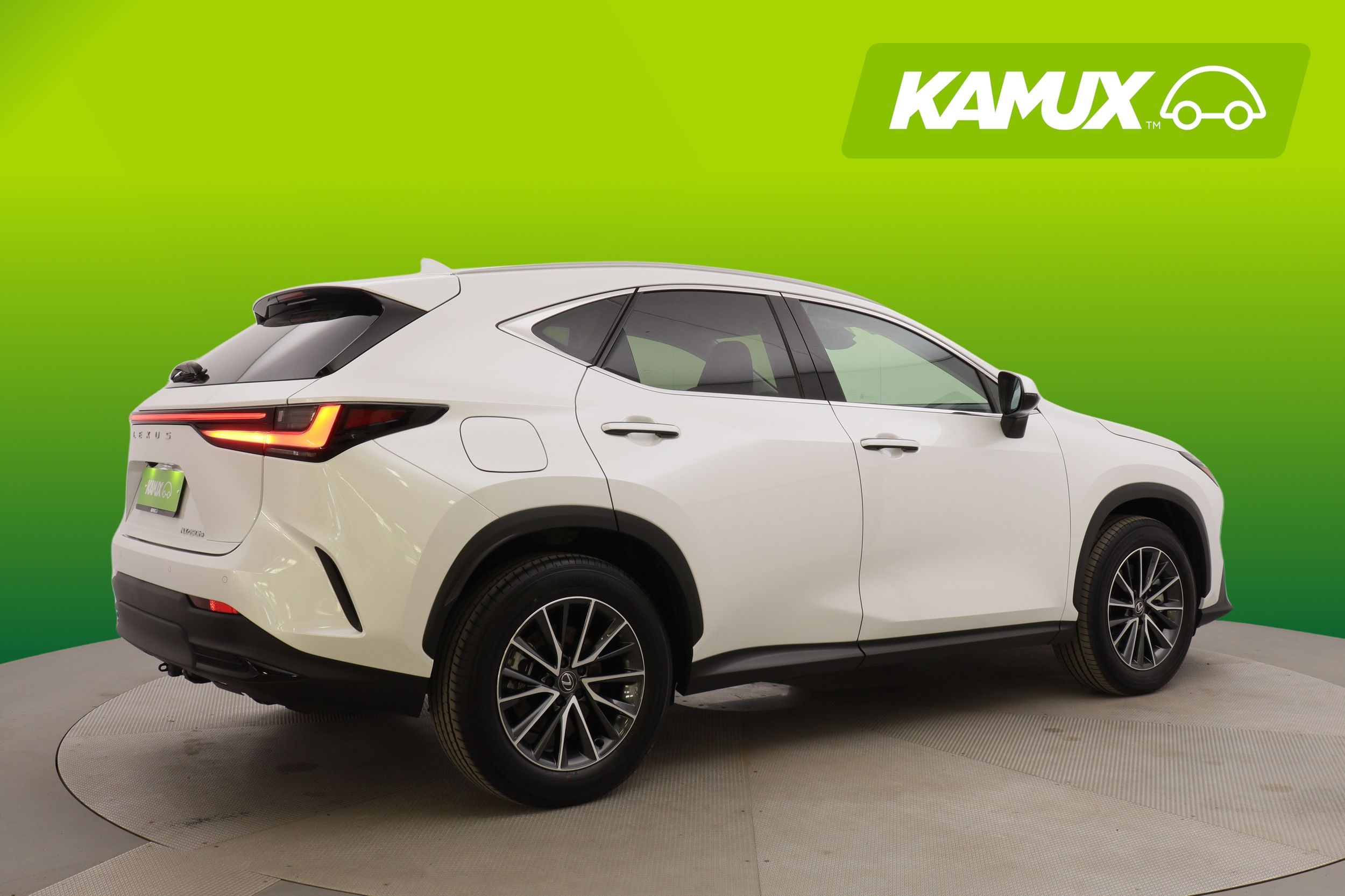 Lexus NX 450h+ AWD Business Plus 2025, kuva 2/28