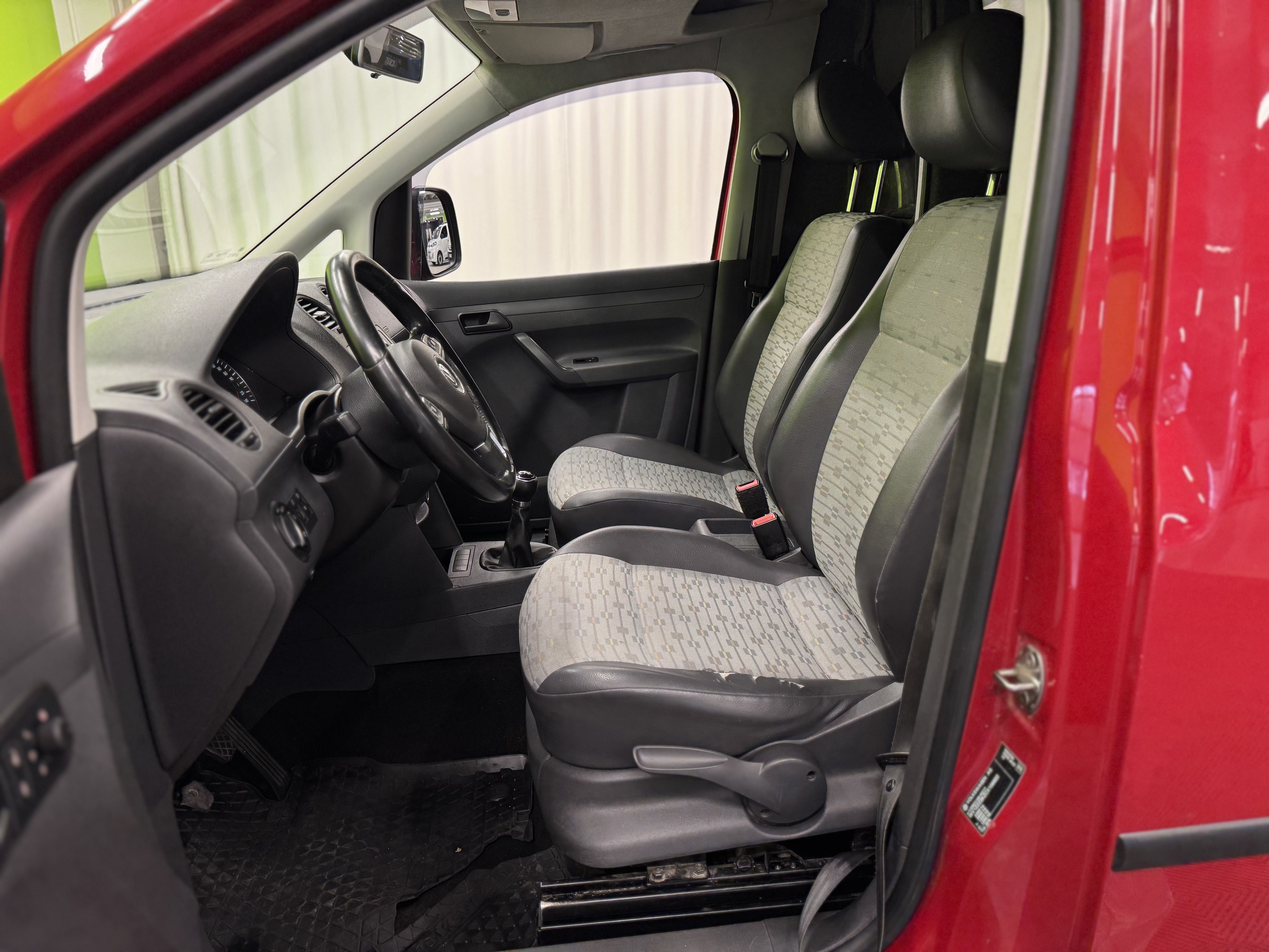 Volkswagen Caddy Maxi 2012, kuva 7/18