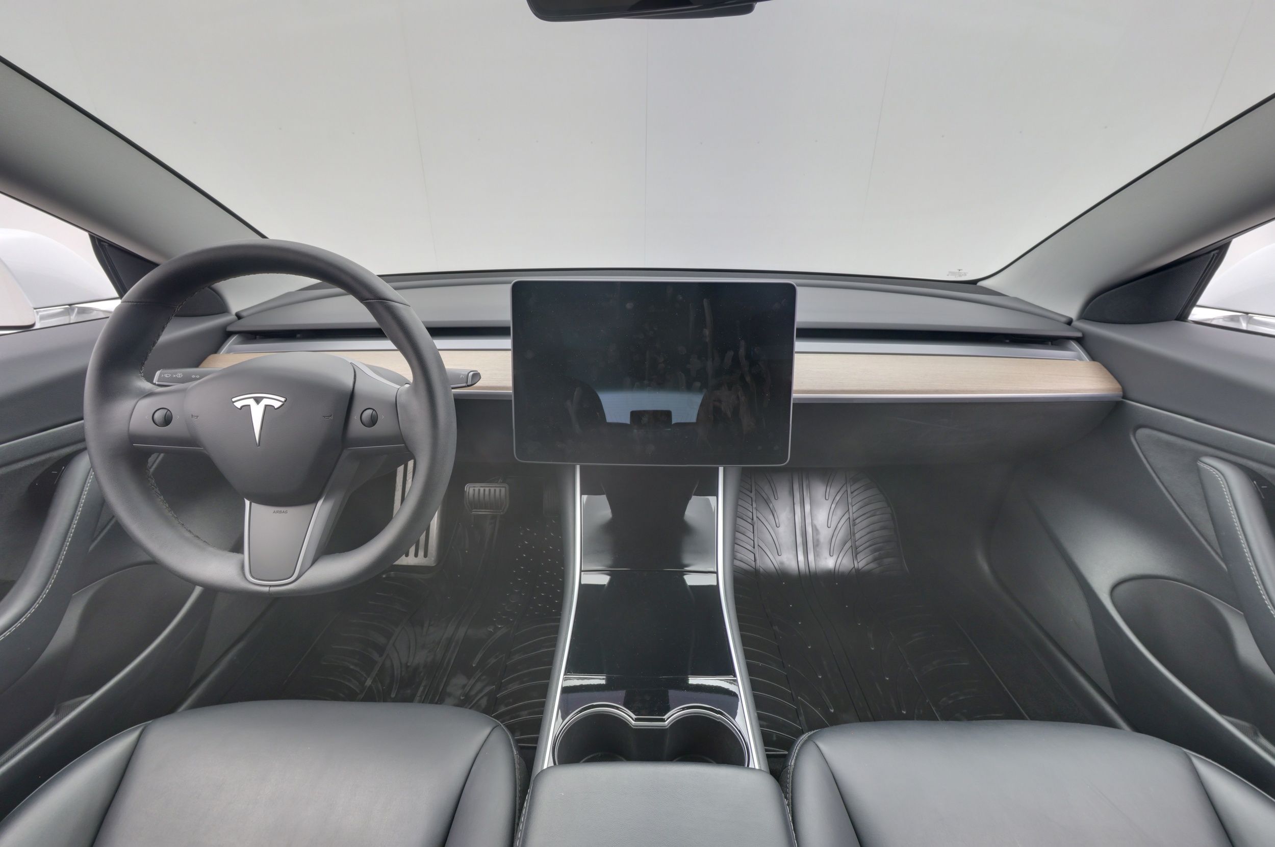 Tesla Model 3 Standard Range Plus 2020, kuva 6/25