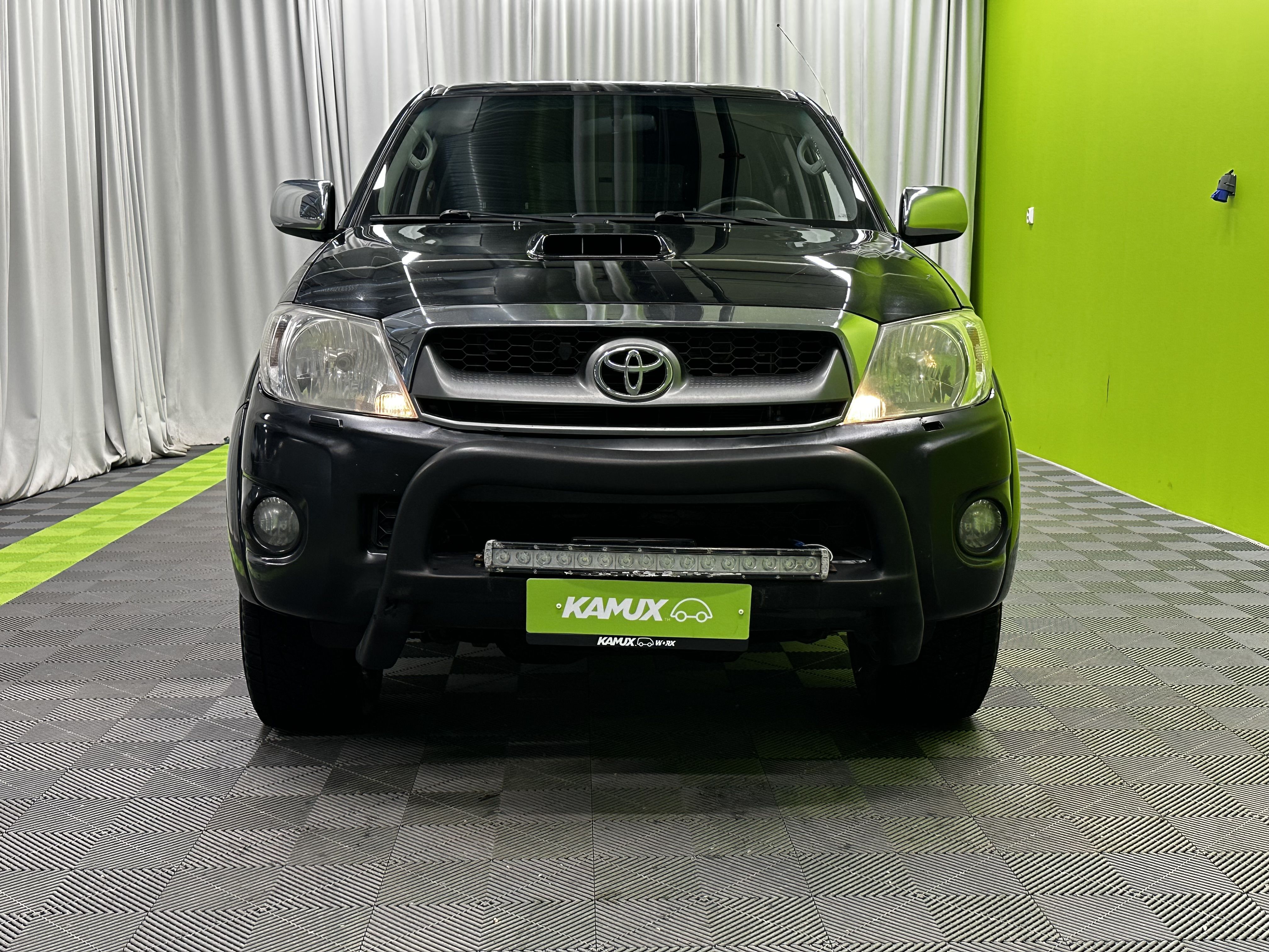 Toyota Hilux 2010, kuva 7/21