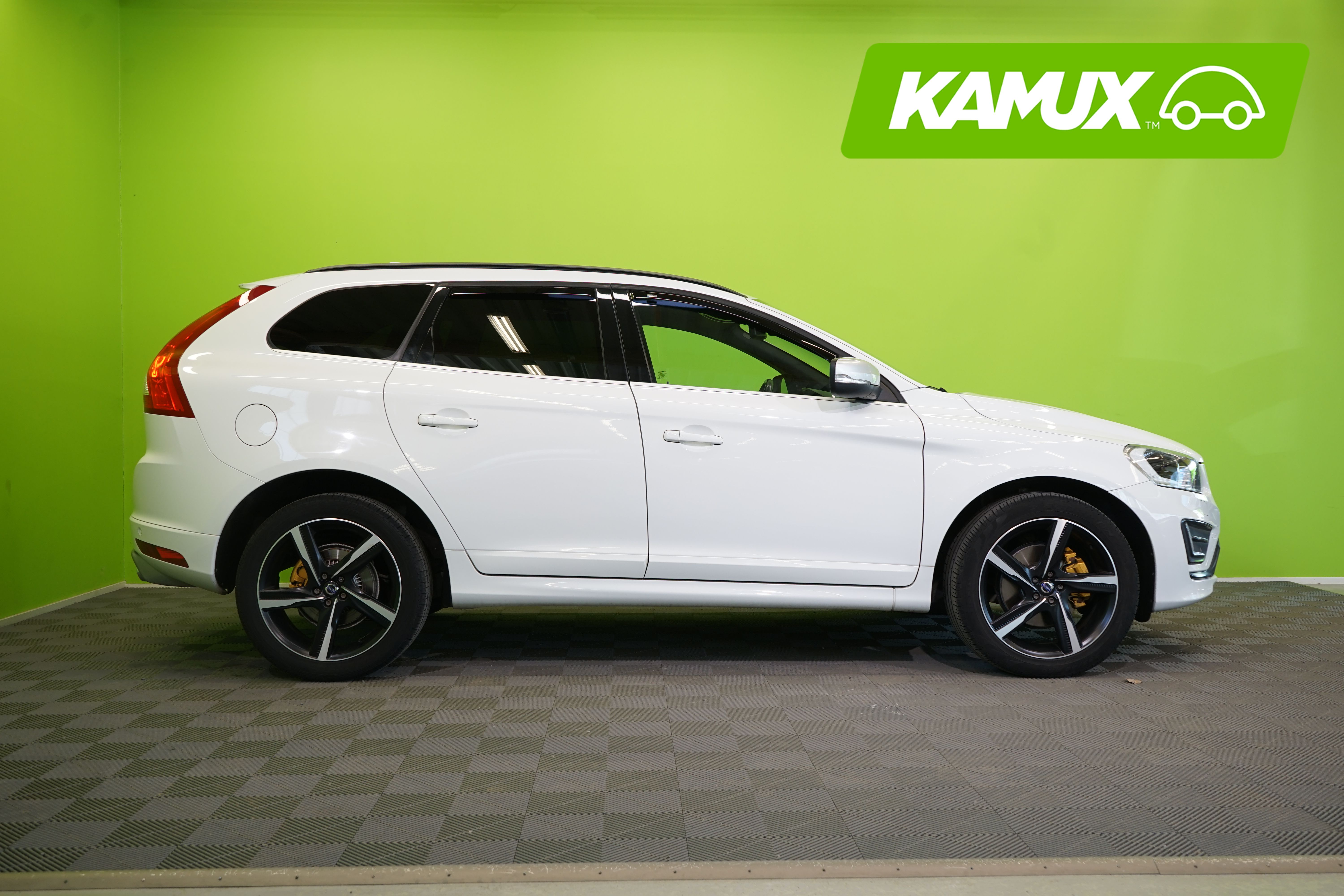 Volvo XC60 D4 AWD R-Design 2016, kuva 2/22