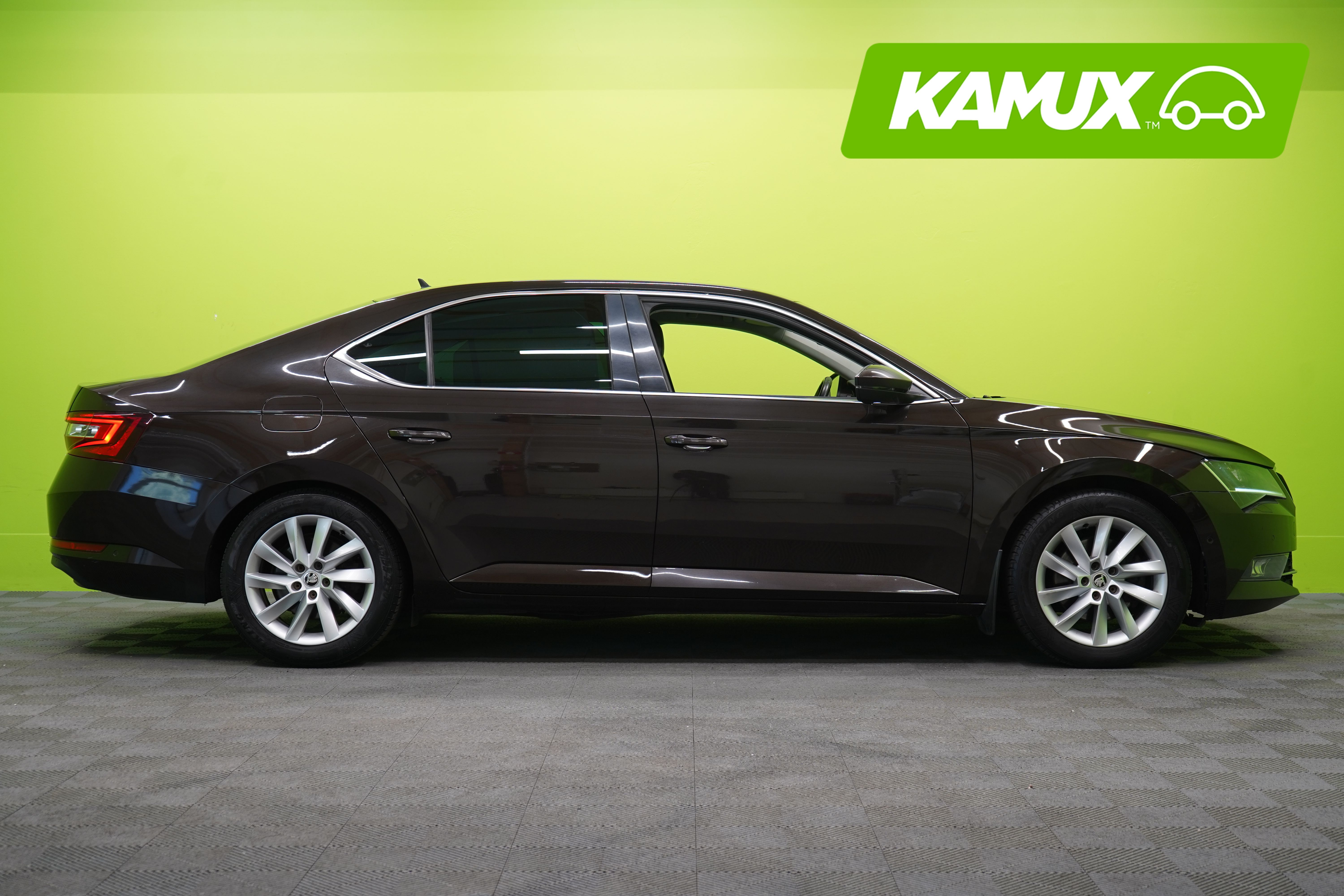 Skoda Superb 2017, kuva 2/31