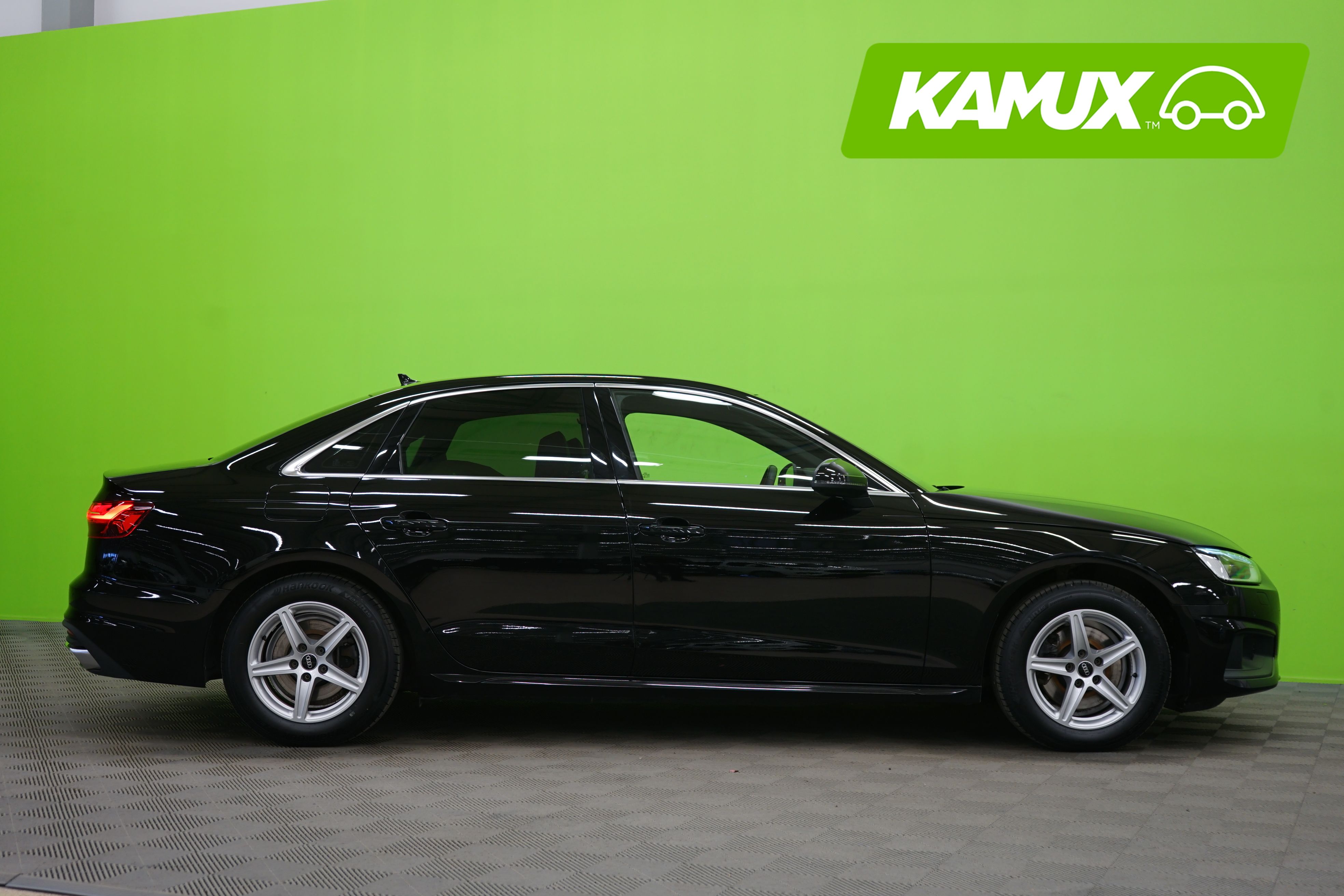 Audi A4 2022, kuva 2/22