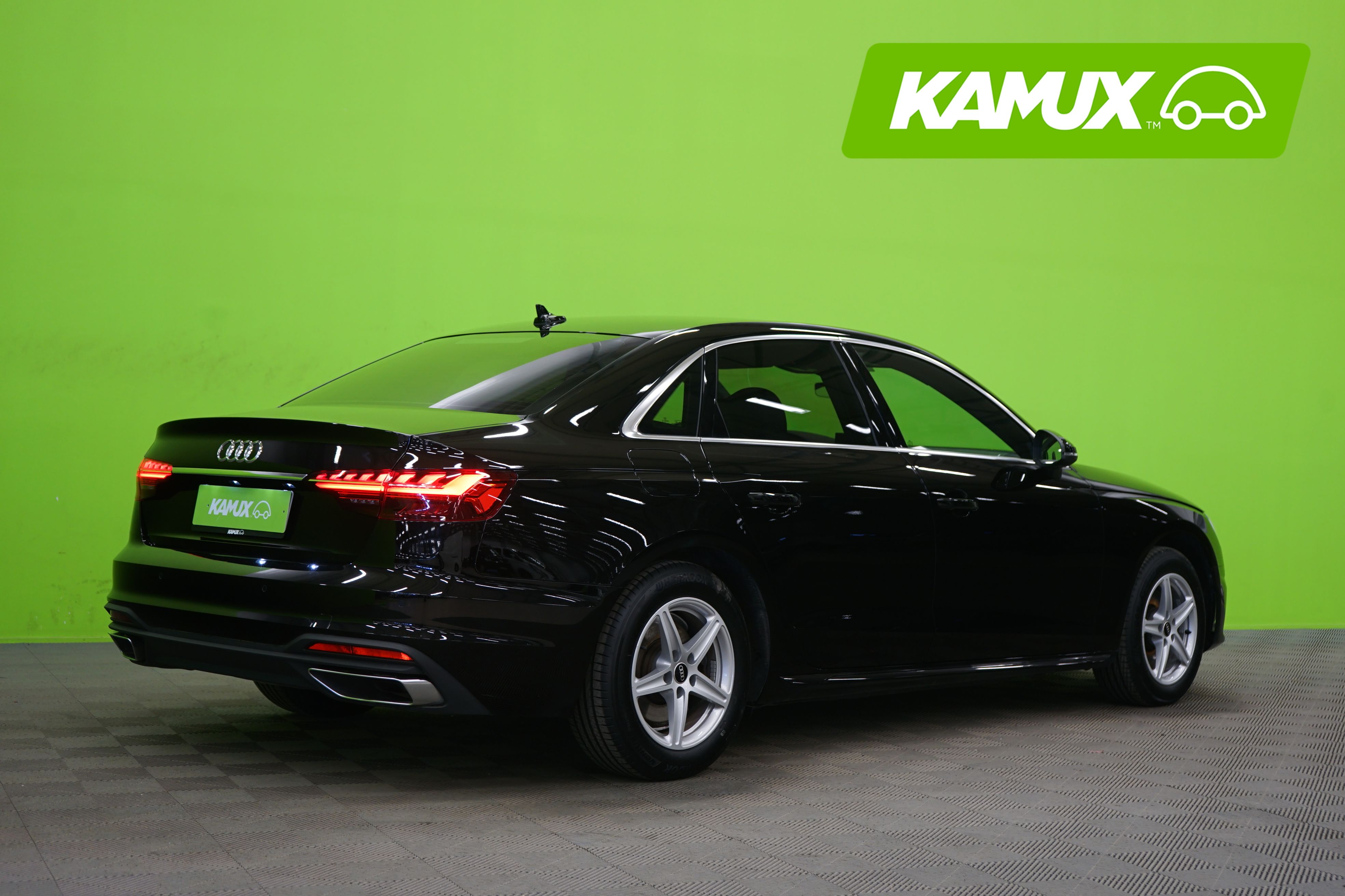 Audi A4 2022, kuva 3/22