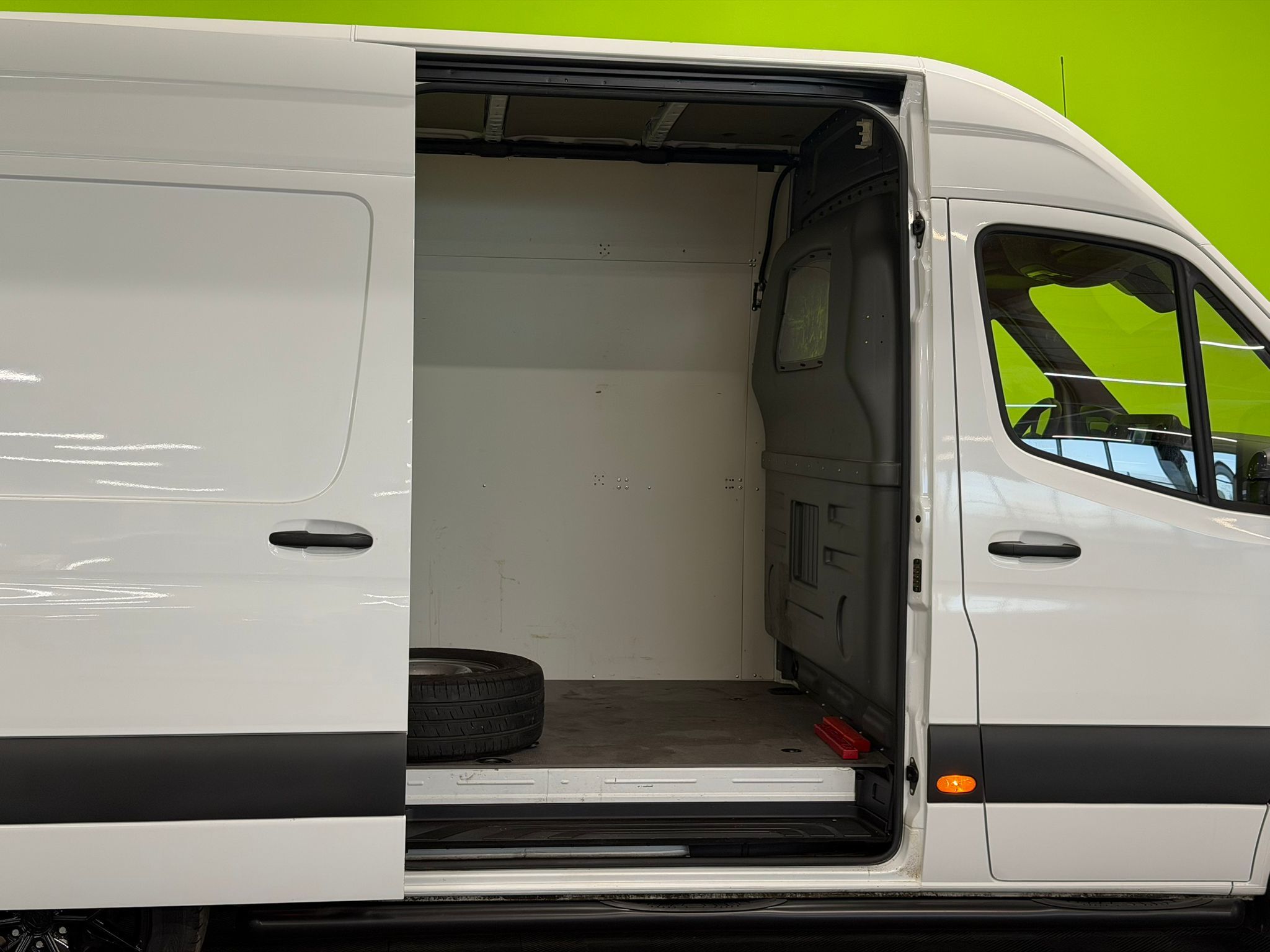 Mercedes-Benz Sprinter 2021, kuva 6/21