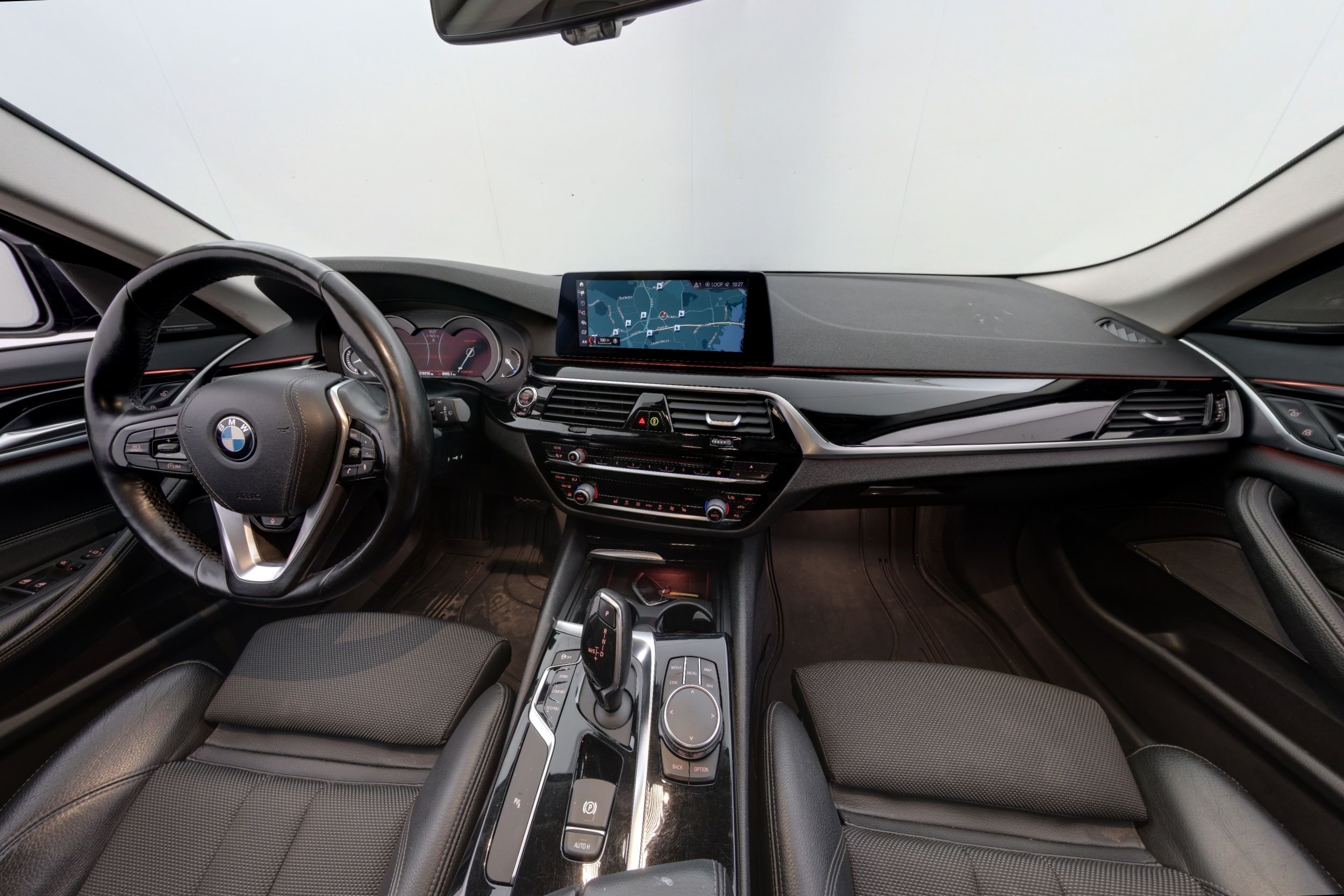 BMW 520 2018, kuva 7/20