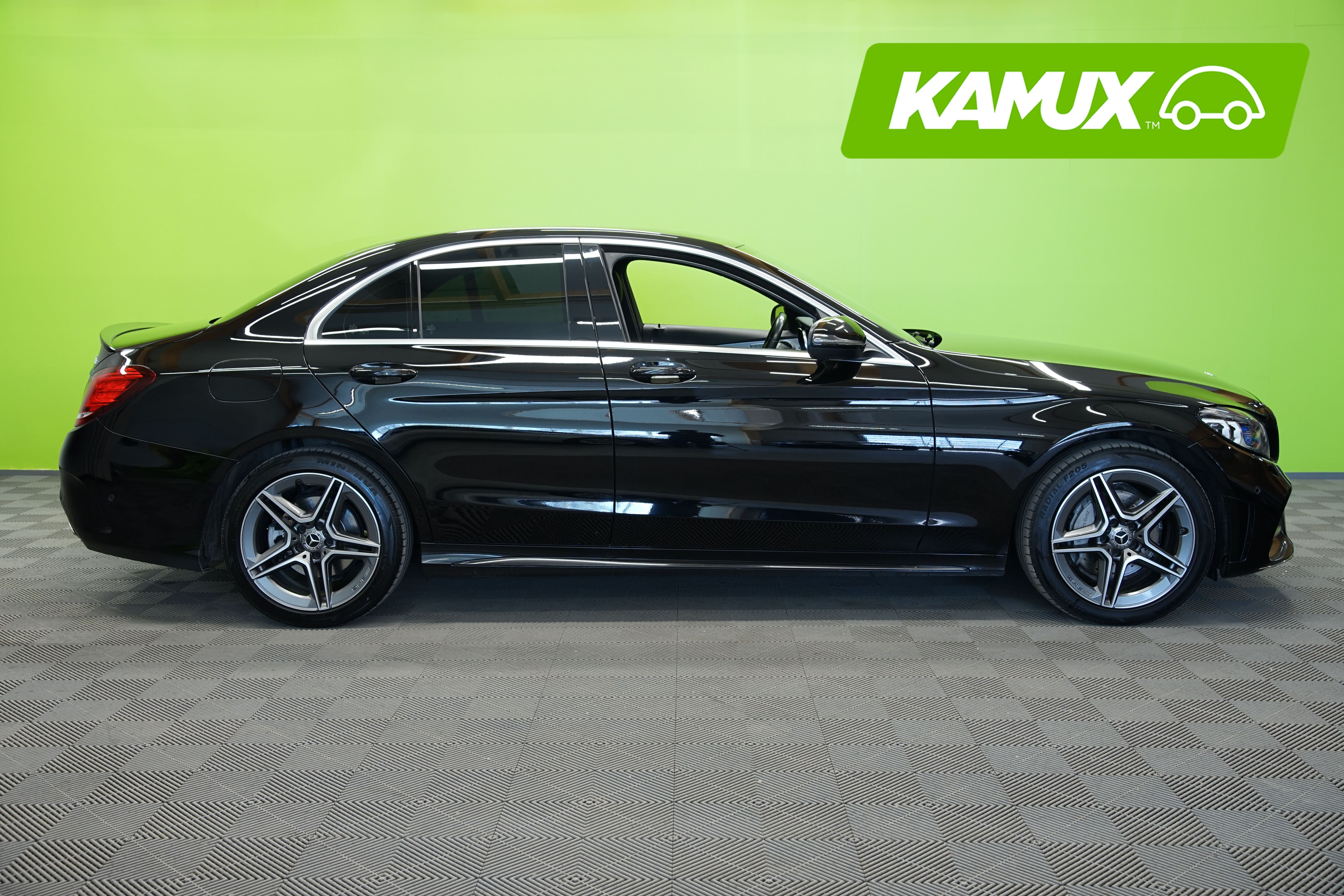 Mercedes-Benz C 2020, photo 2/20