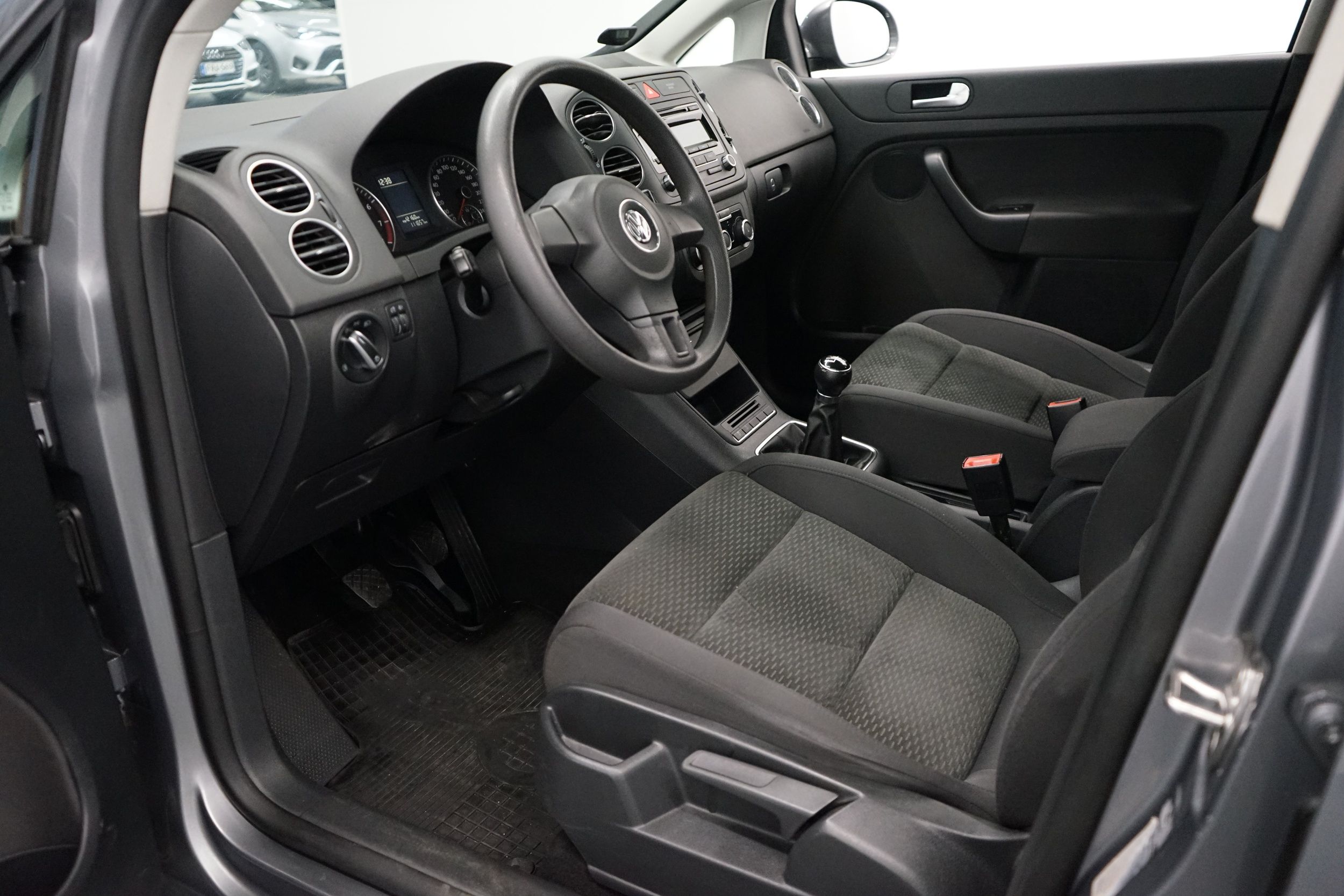 Volkswagen Golf Plus 2011, kuva 6/18