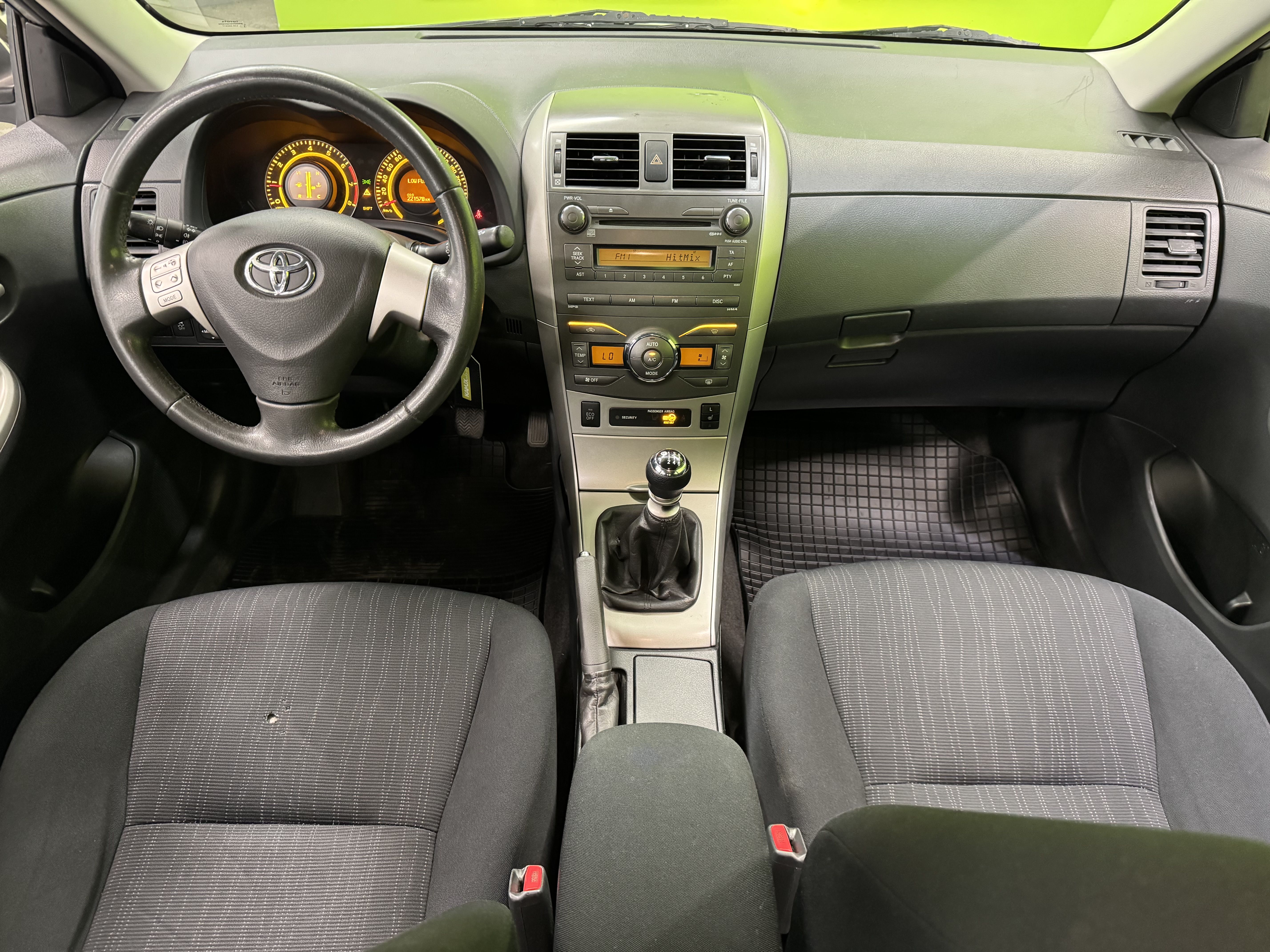 Toyota Corolla 1,33 Linea Sol 2010, kuva 6/16