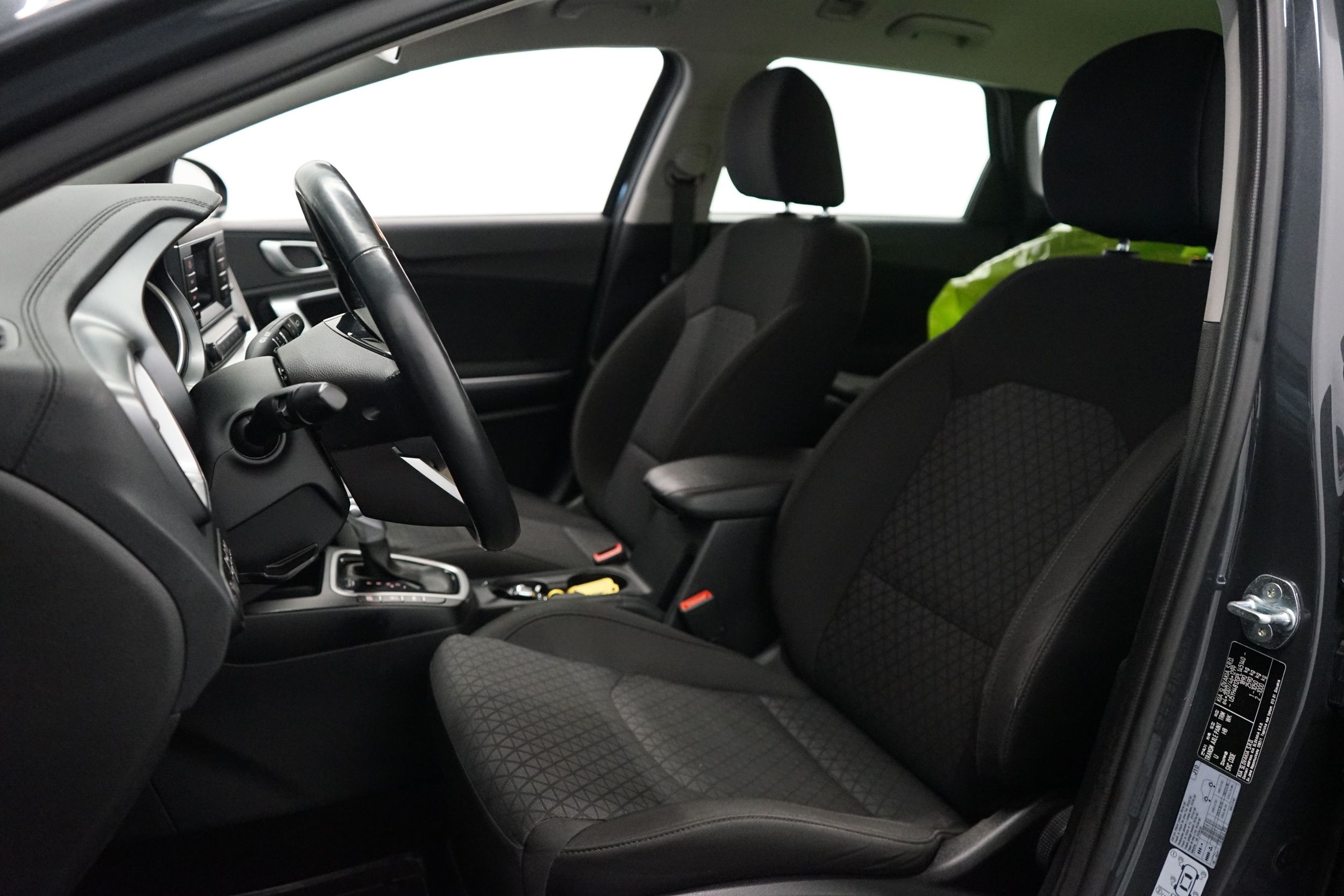 Kia Ceed 2023, kuva 5/15