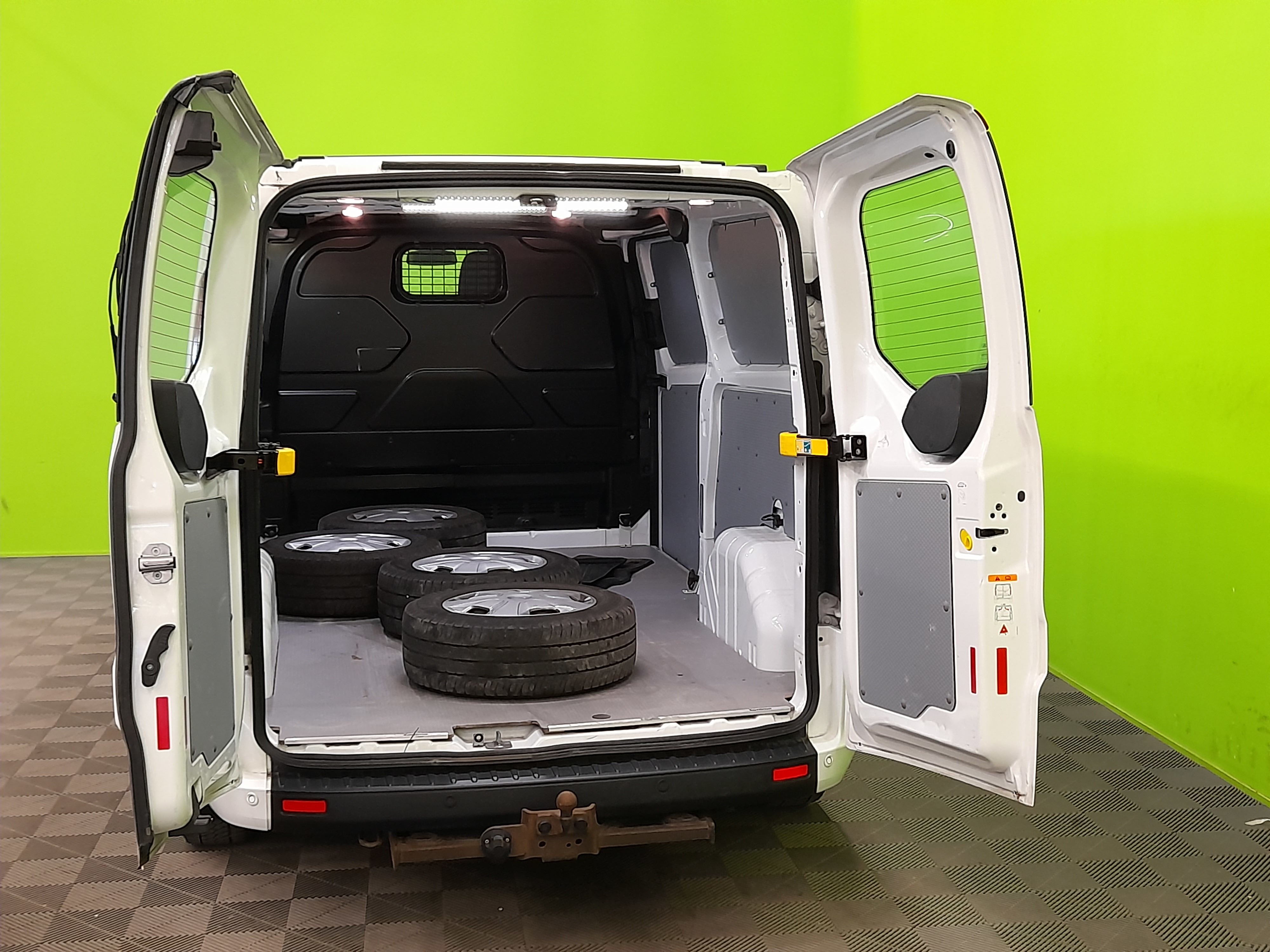 Ford Transit Custom 2020, kuva 4/14