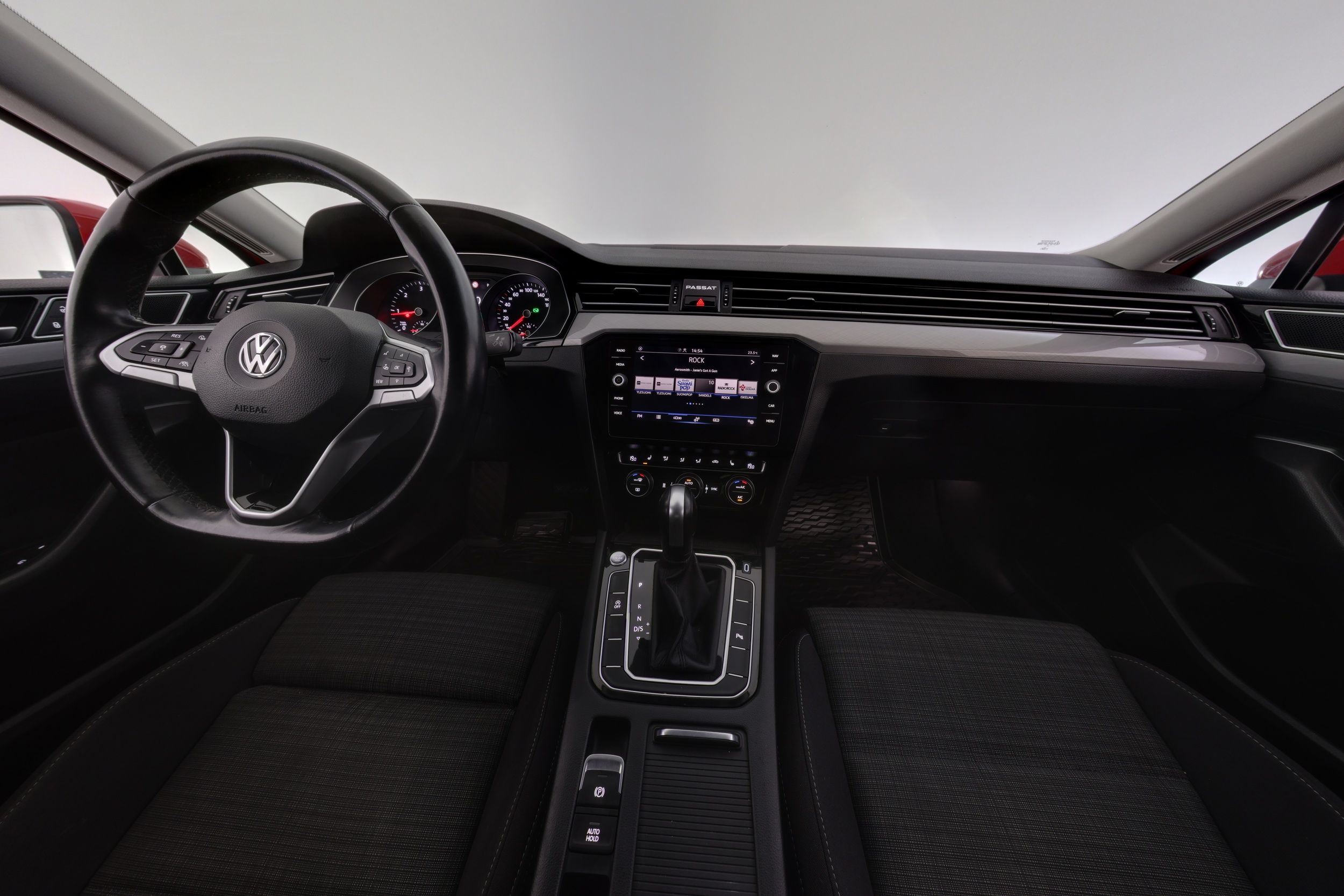Volkswagen Passat 2020, kuva 7/27