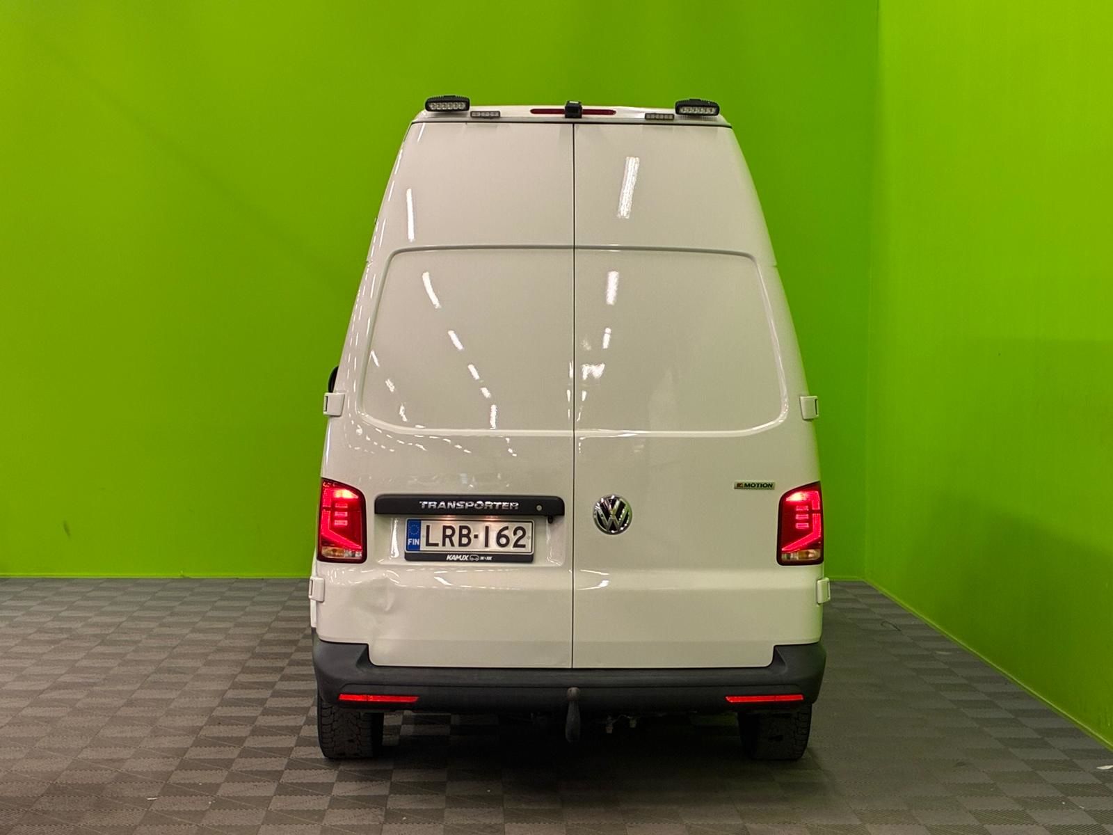 Volkswagen Transporter 2021, kuva 6/16