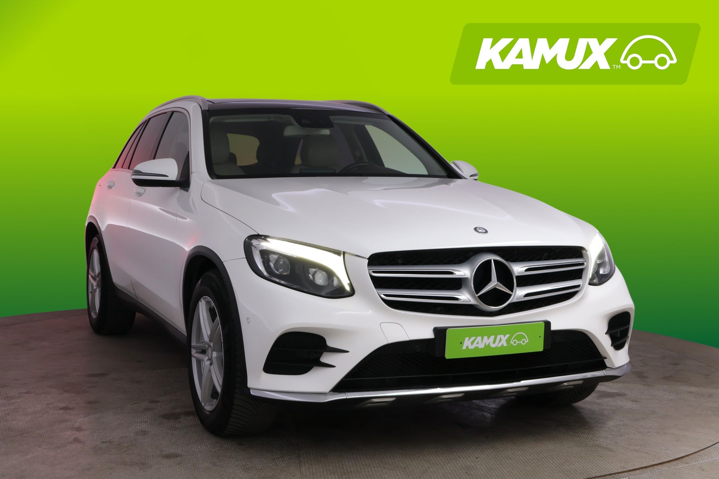 Mercedes-Benz GLC 220 d AMG Line 4Matic 2016, photo 6/27